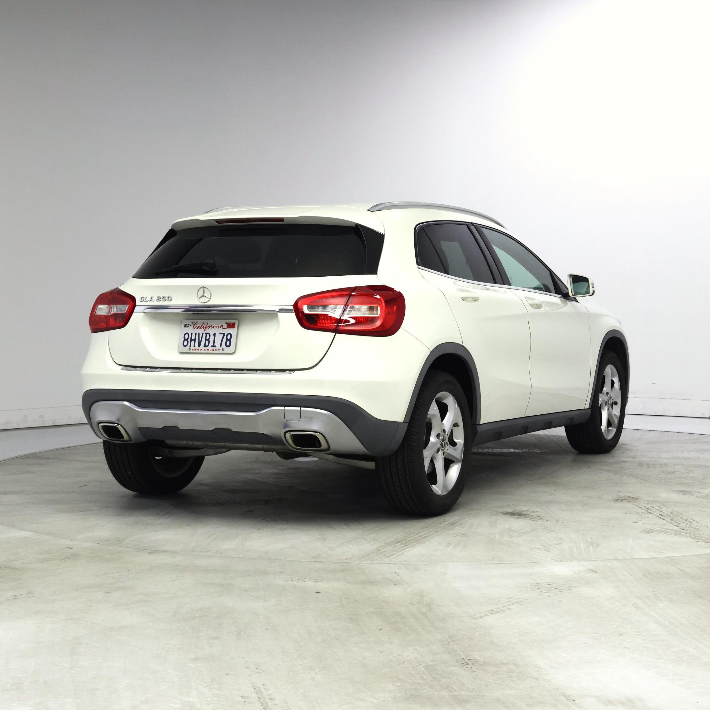 Thumbnail: 2018 Mercedes-Benz GLA - 8