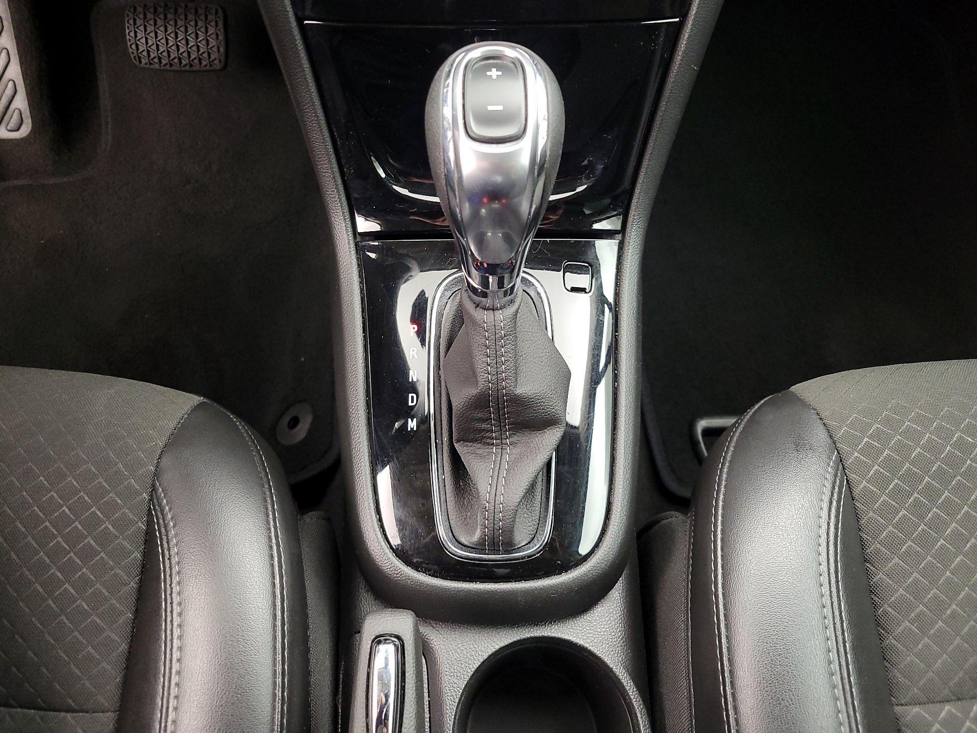 Thumbnail: 2021 Buick Encore - 17