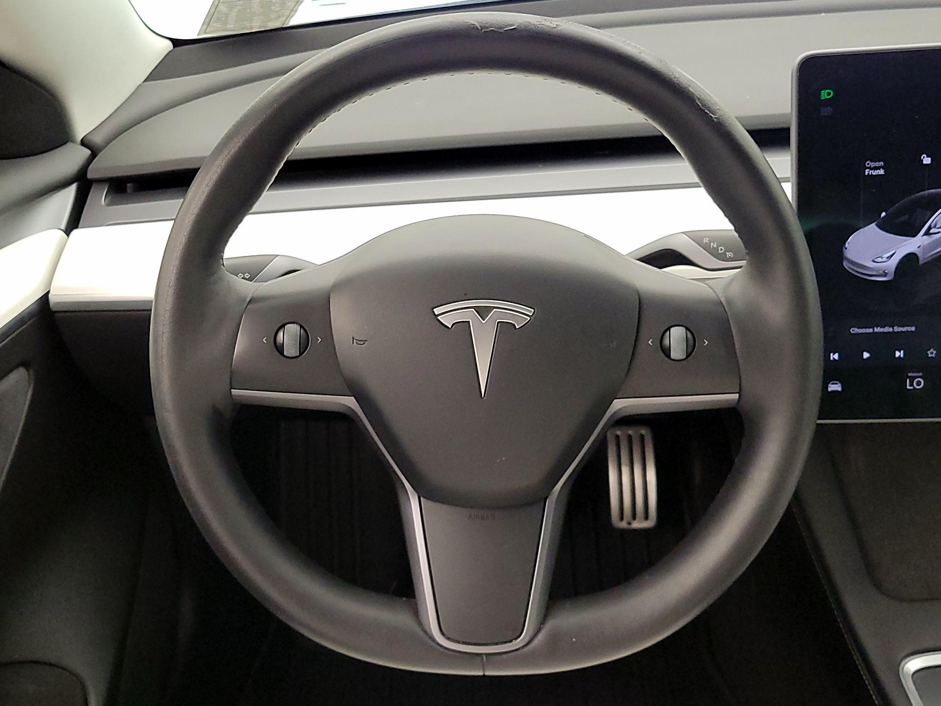 Thumbnail: 2022 Tesla Model 3 - 10