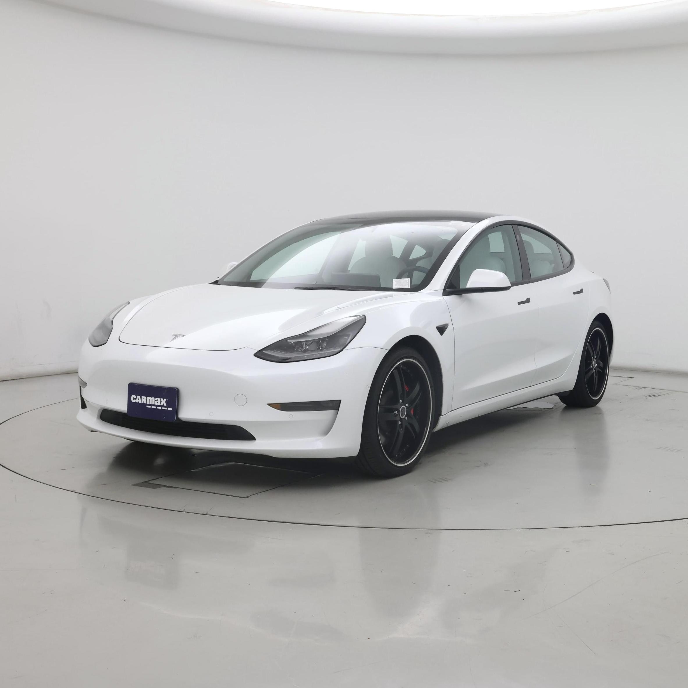 Thumbnail: 2022 Tesla Model 3 - 4