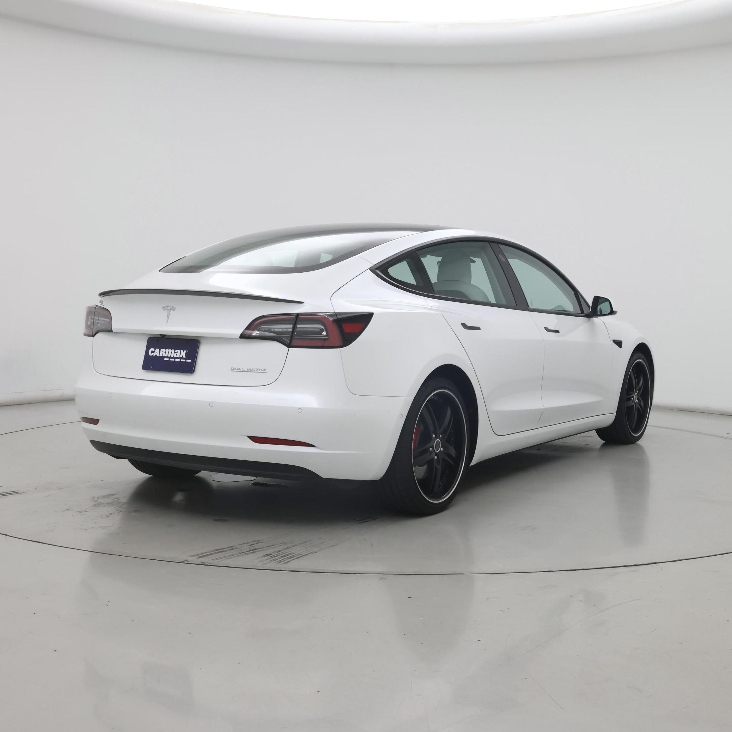 Thumbnail: 2022 Tesla Model 3 - 8