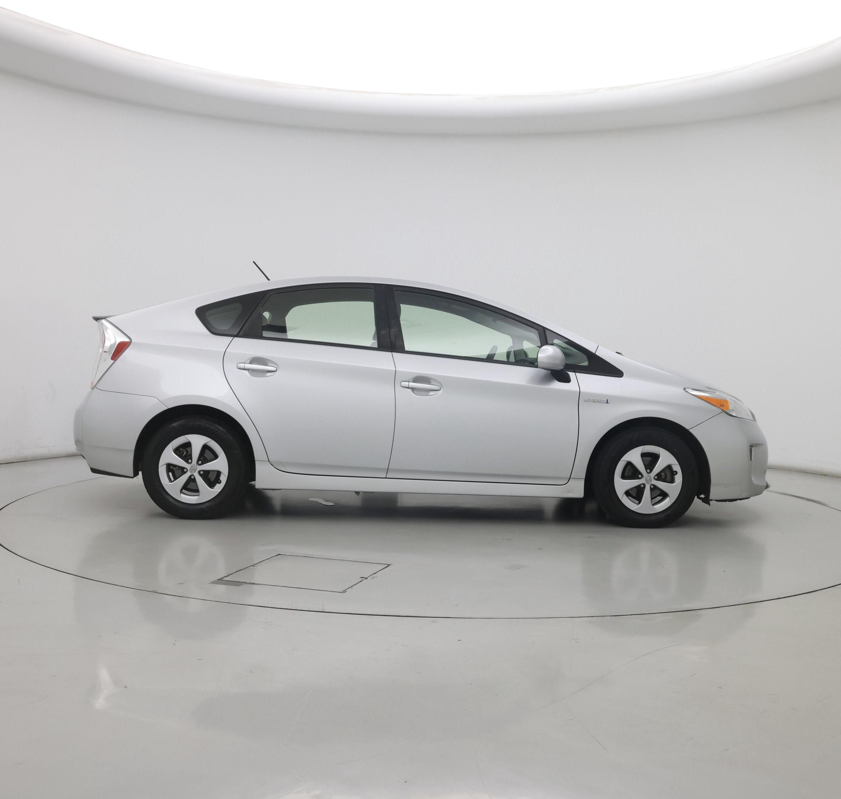 Thumbnail: 2015 Toyota Prius - 7