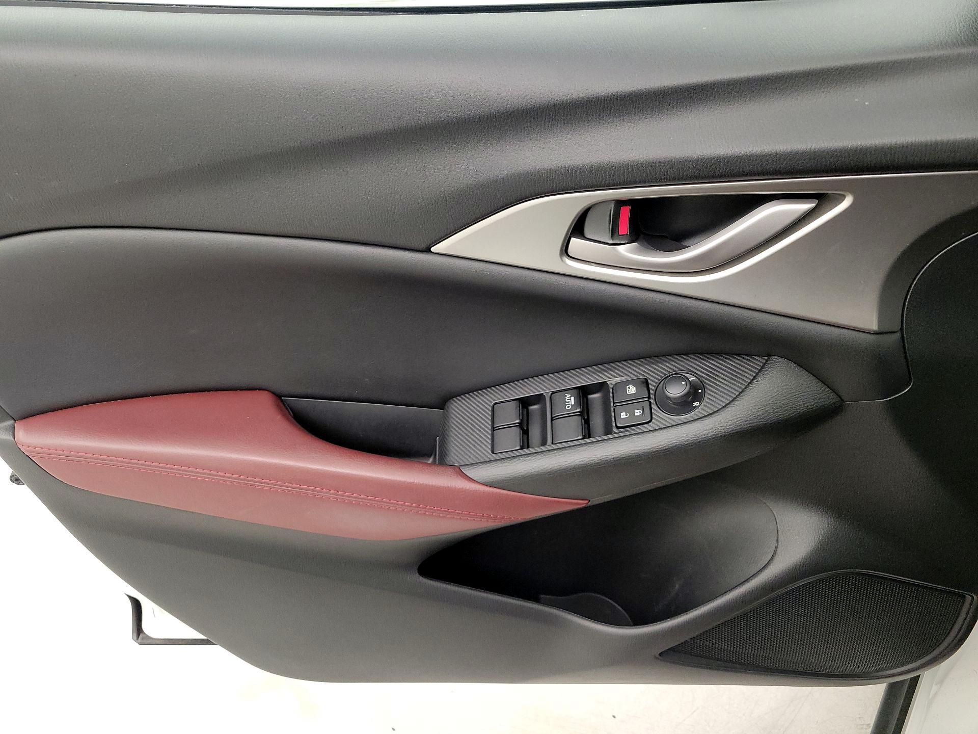 Thumbnail: 2018 Mazda CX-3 - 12