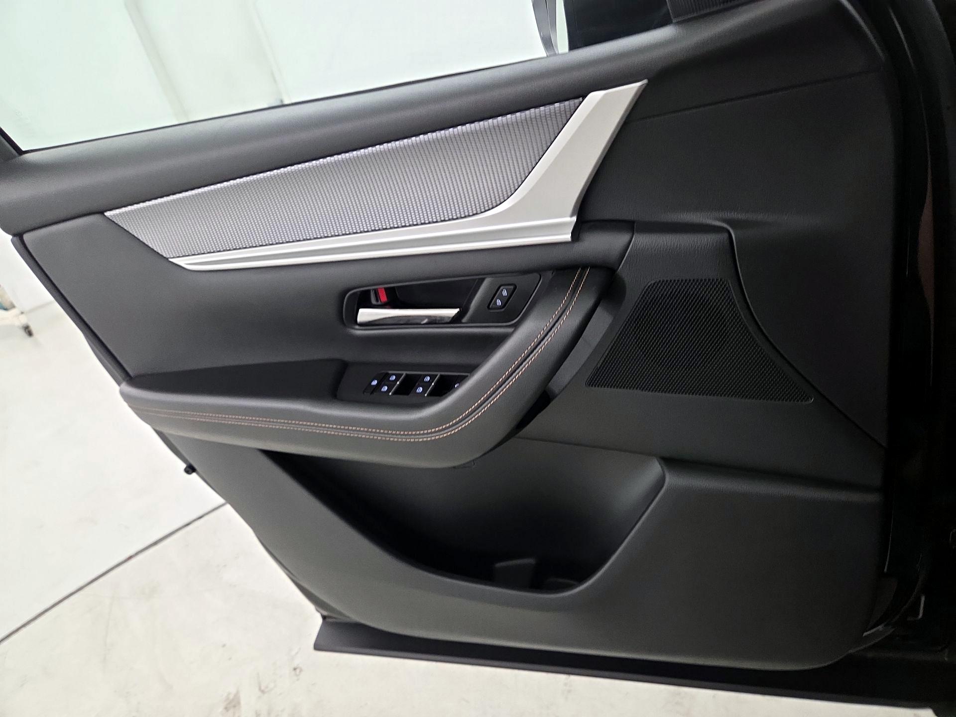 Thumbnail: 2025 Mazda CX-90 - 12