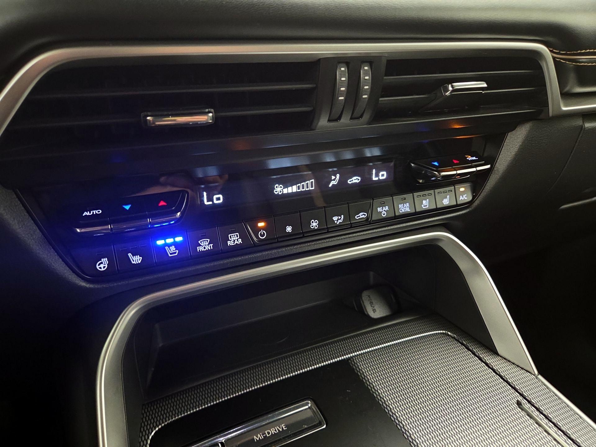 Thumbnail: 2025 Mazda CX-90 - 17