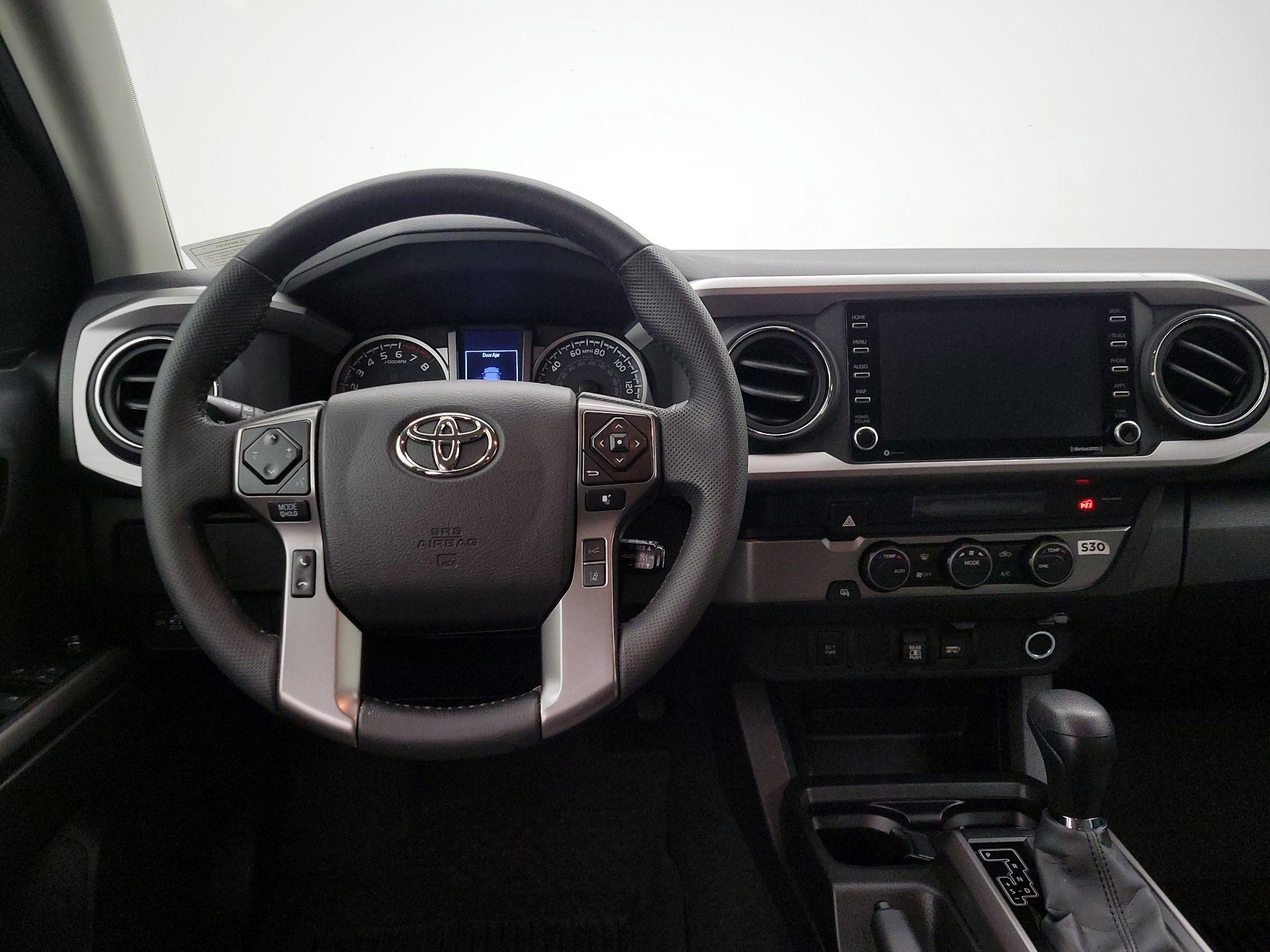 Thumbnail: 2022 Toyota Tacoma - 10