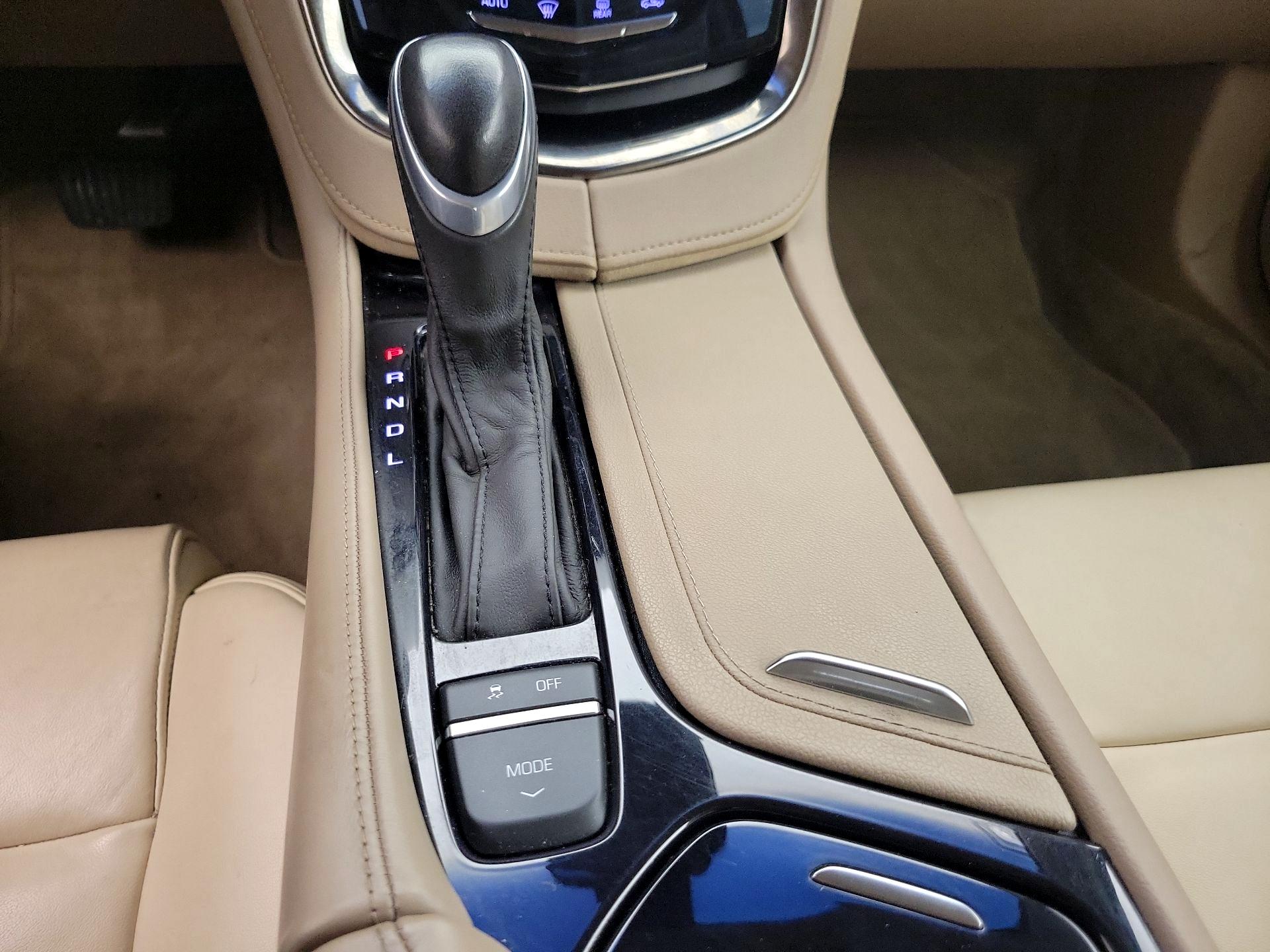 Thumbnail: 2016 Cadillac ELR - 16
