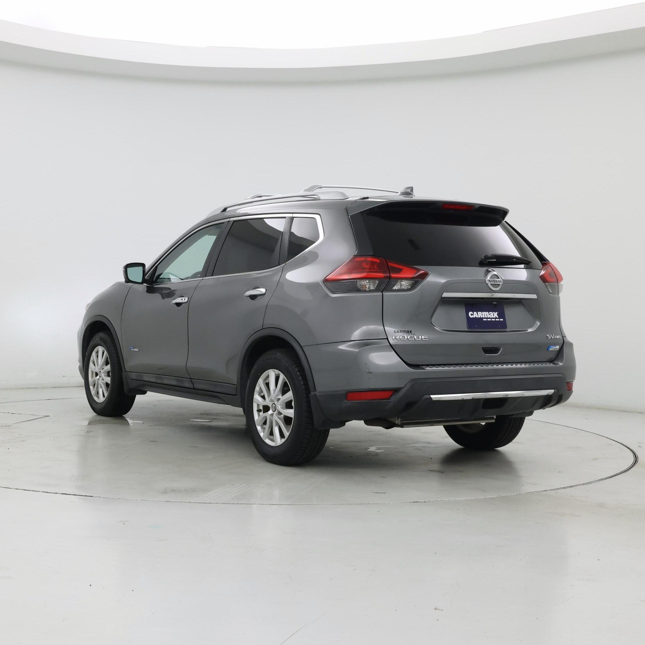 Thumbnail: 2017 Nissan Rogue - 2