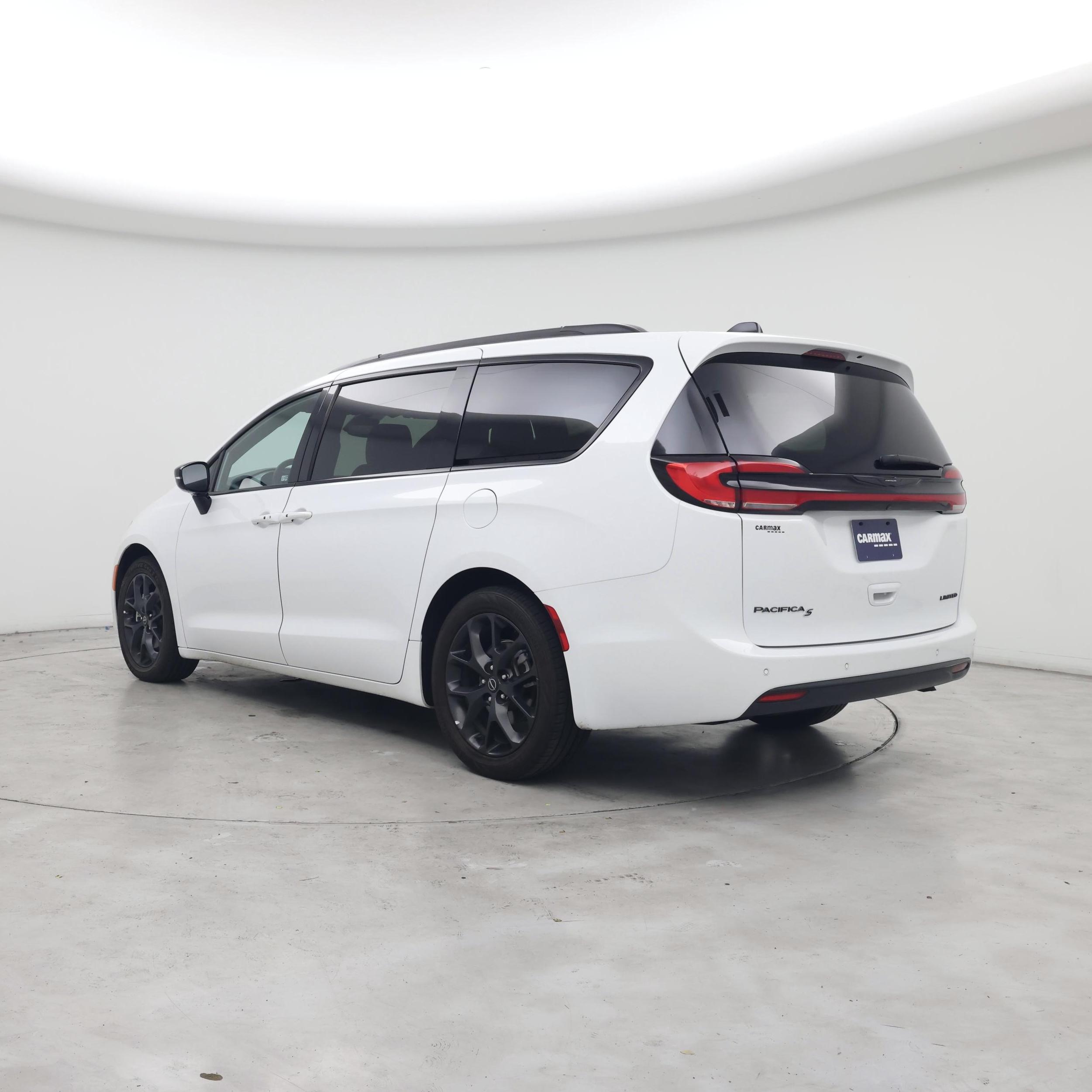 Thumbnail: 2025 Chrysler Pacifica - 2