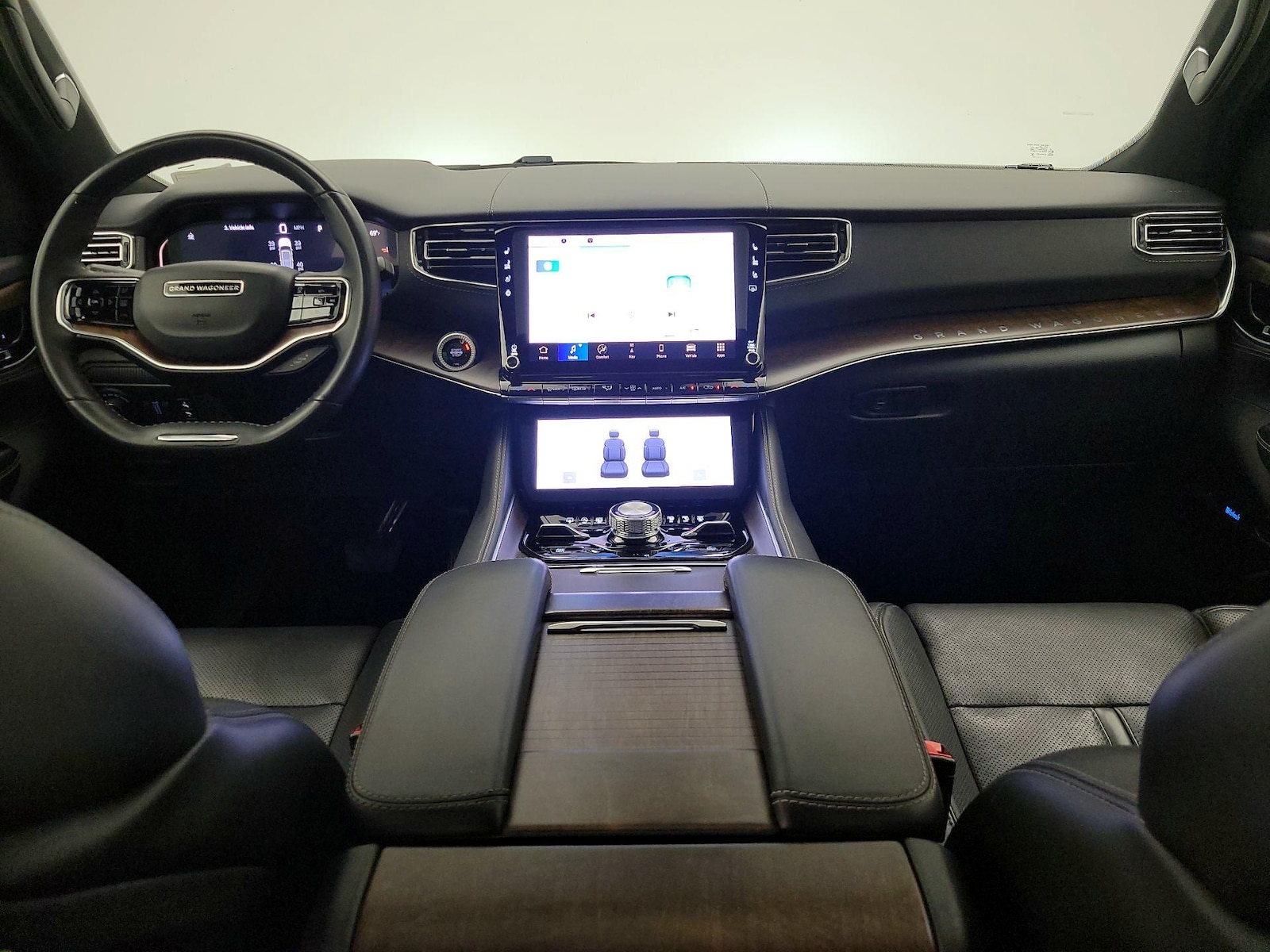 2024 Jeep Grand Wagoneer L Series I - Photo 10