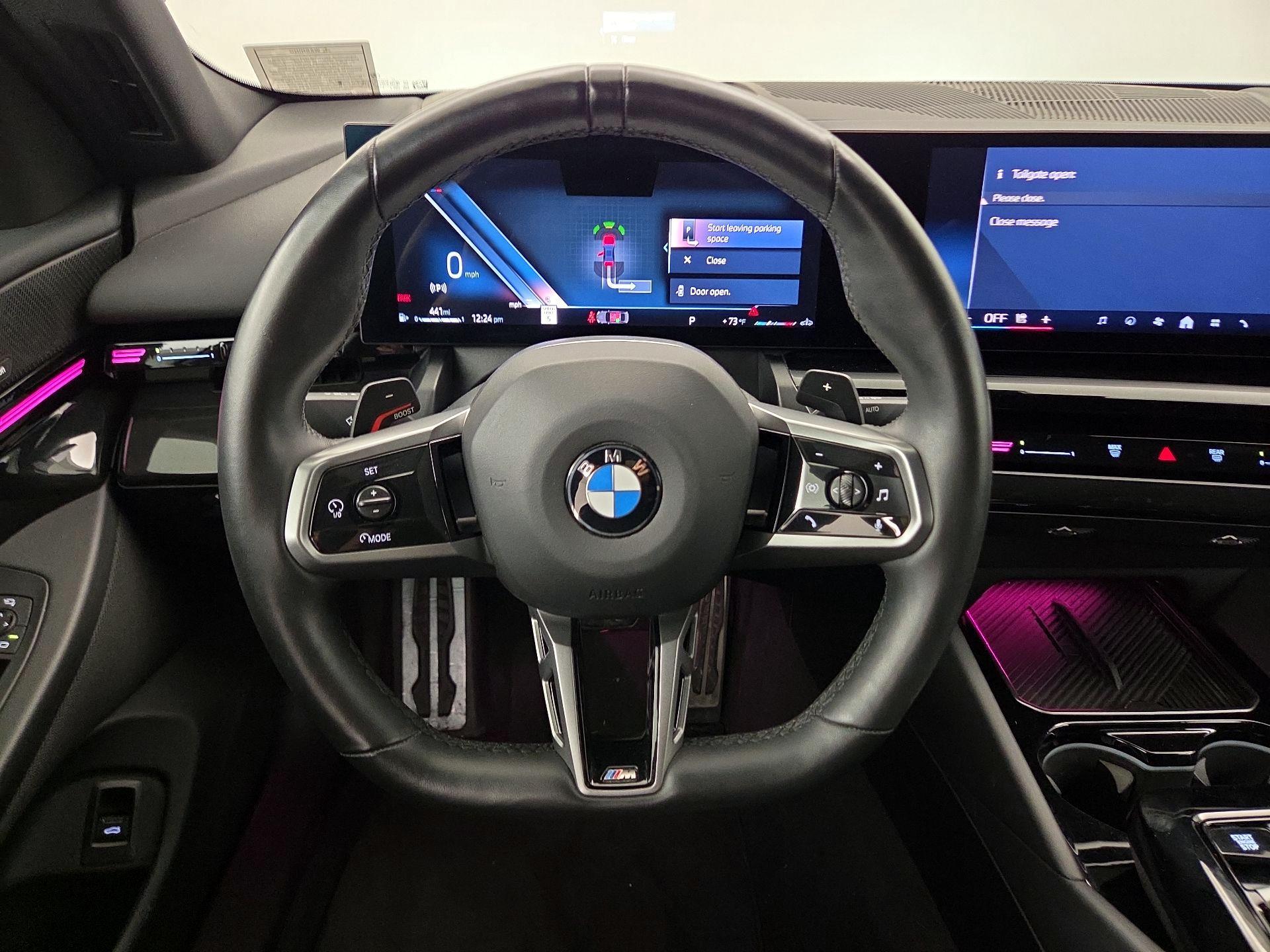 Thumbnail: 2024 BMW 5 Series - 10