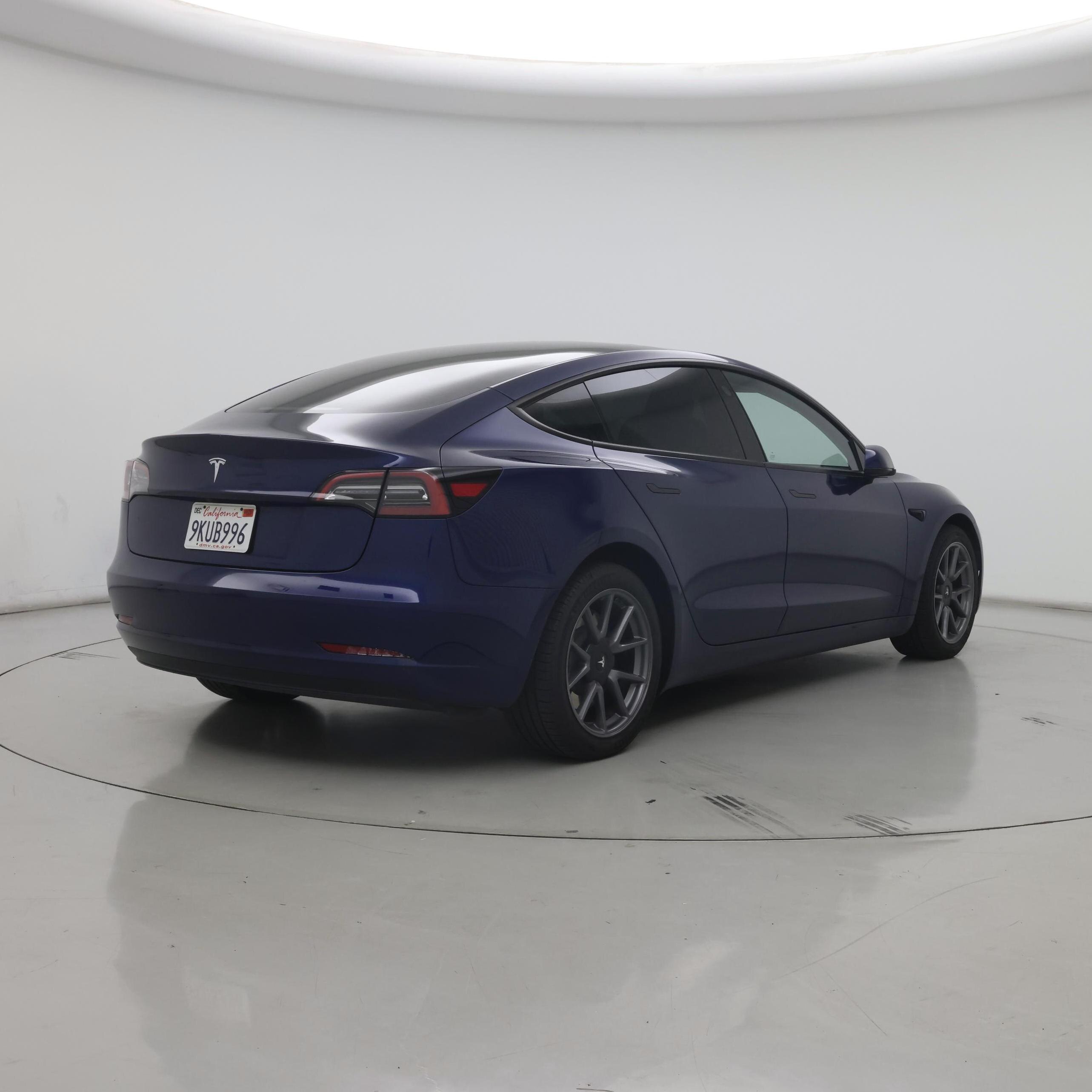 Thumbnail: 2023 Tesla Model 3 - 8