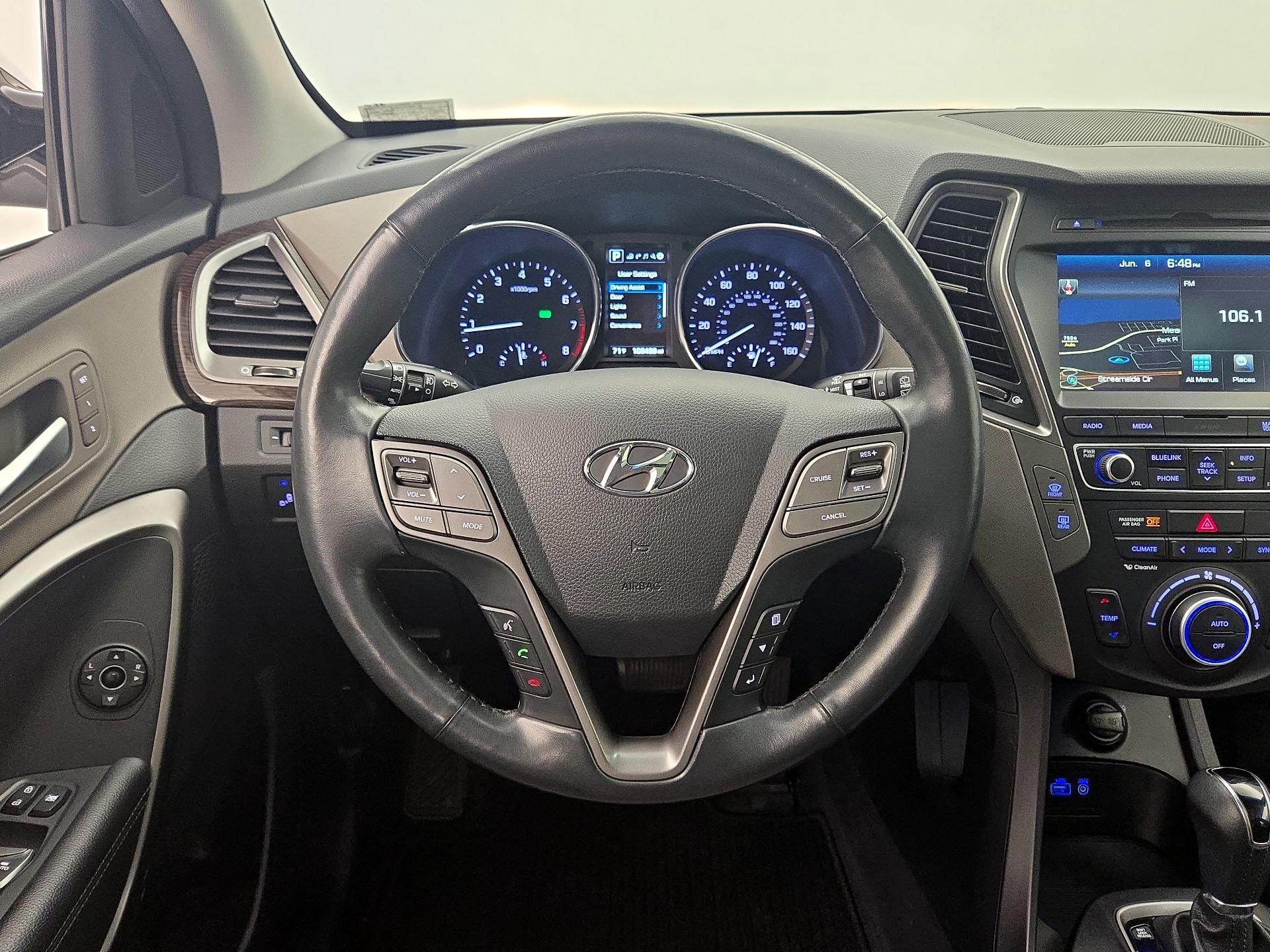 Thumbnail: 2017 Hyundai Santa Fe - 10