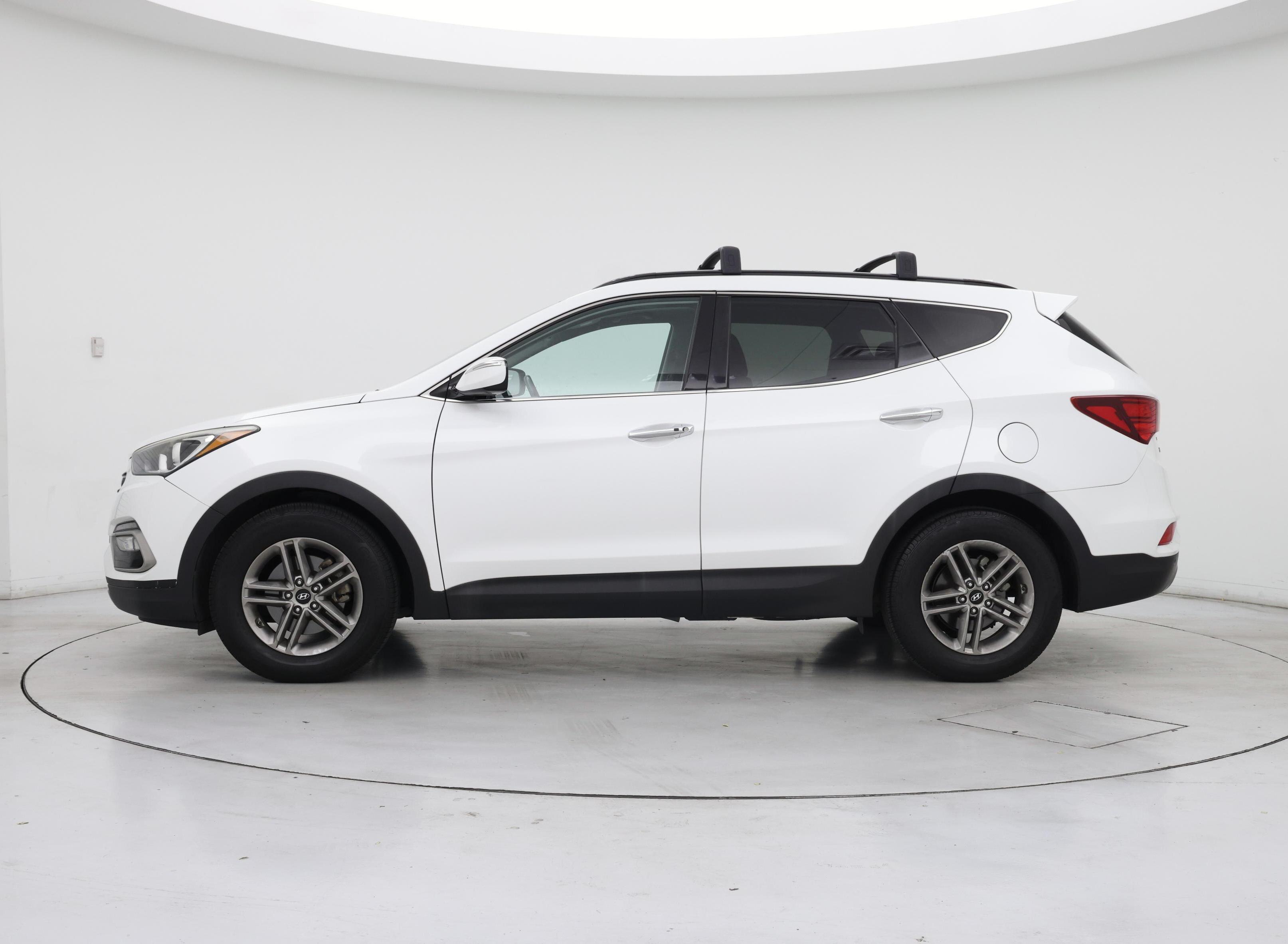 Thumbnail: 2017 Hyundai Santa Fe - 3