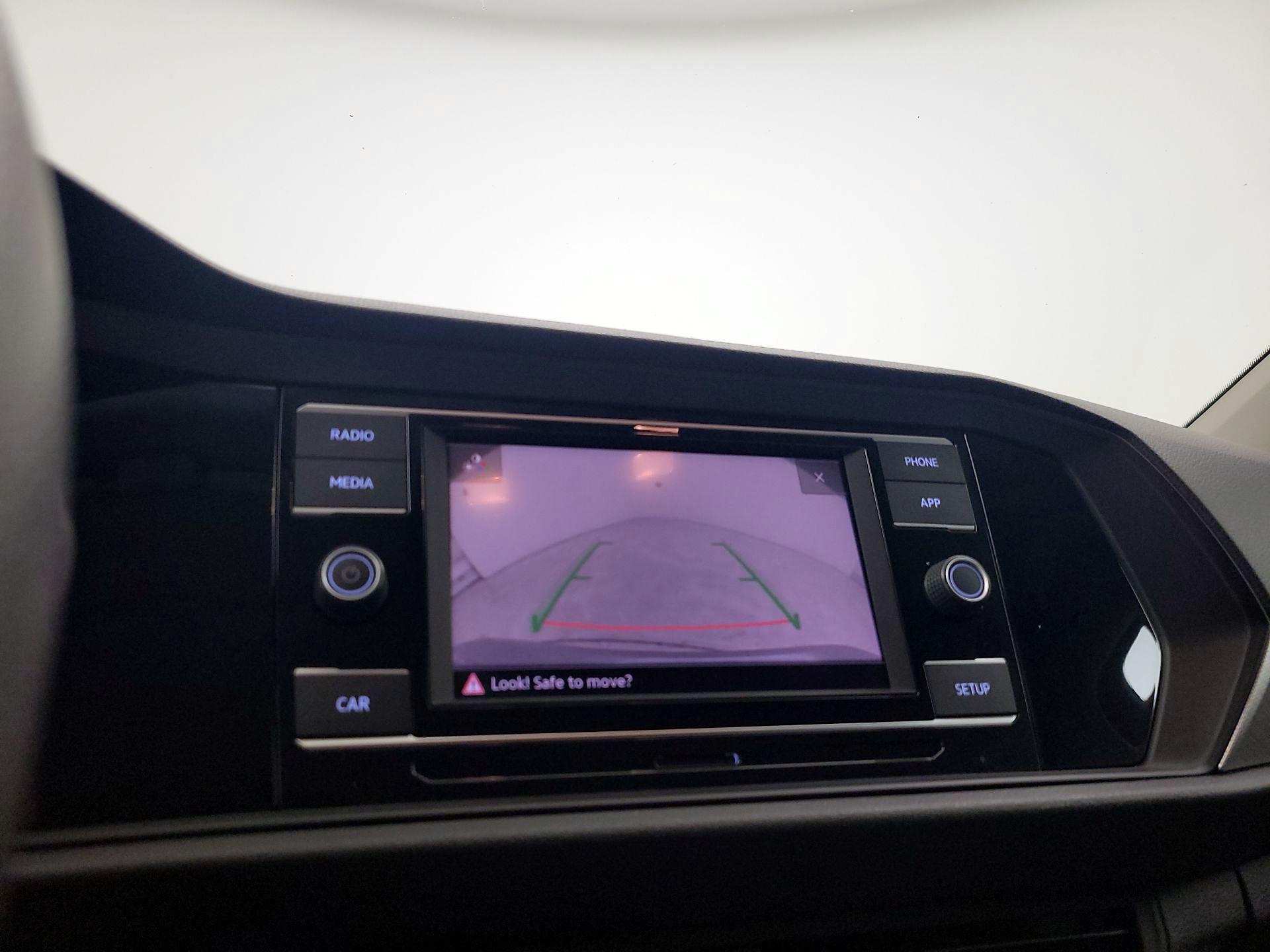 Thumbnail: 2019 Volkswagen Jetta - 14