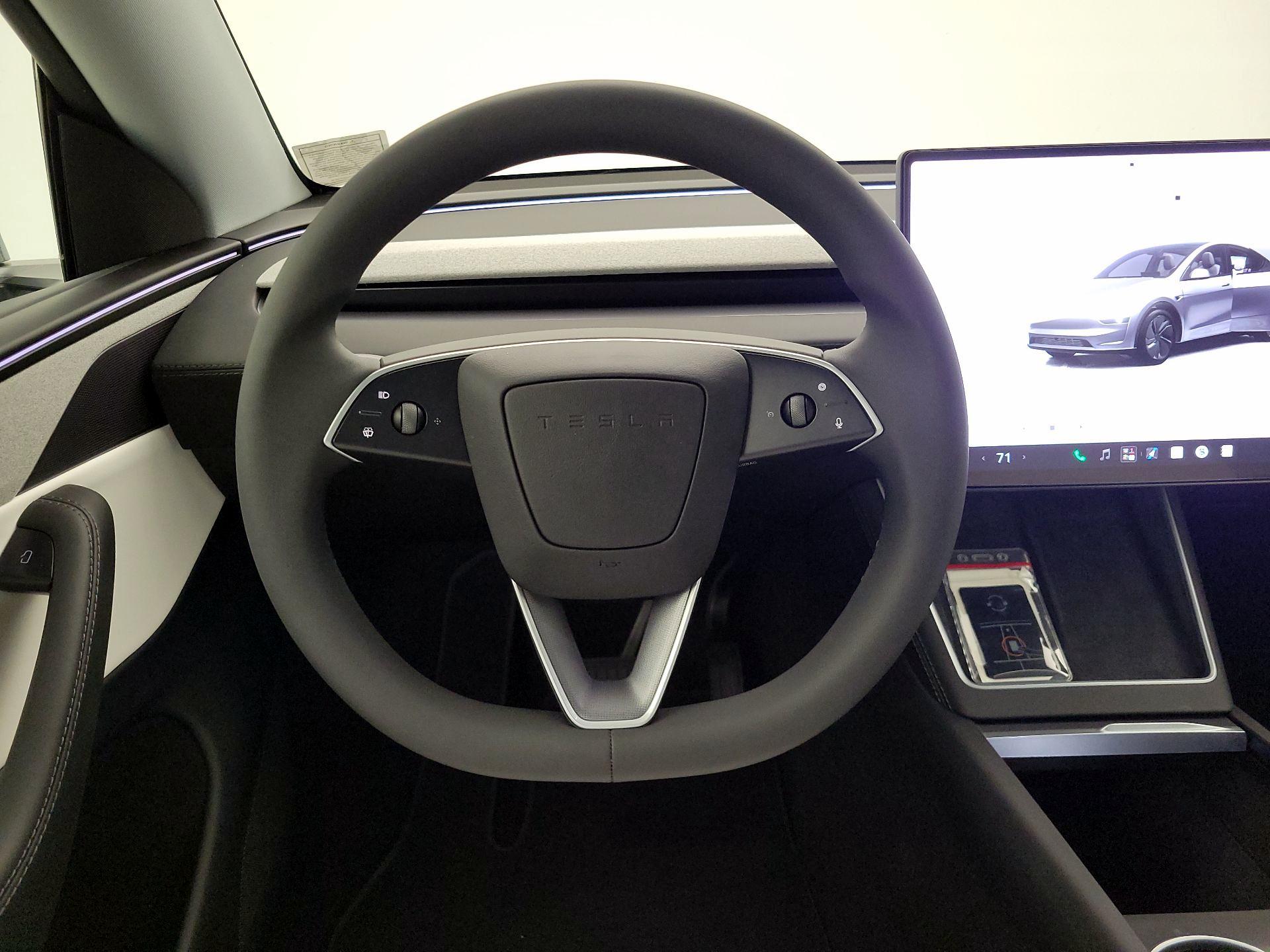 Thumbnail: 2026 Tesla Model Y - 10