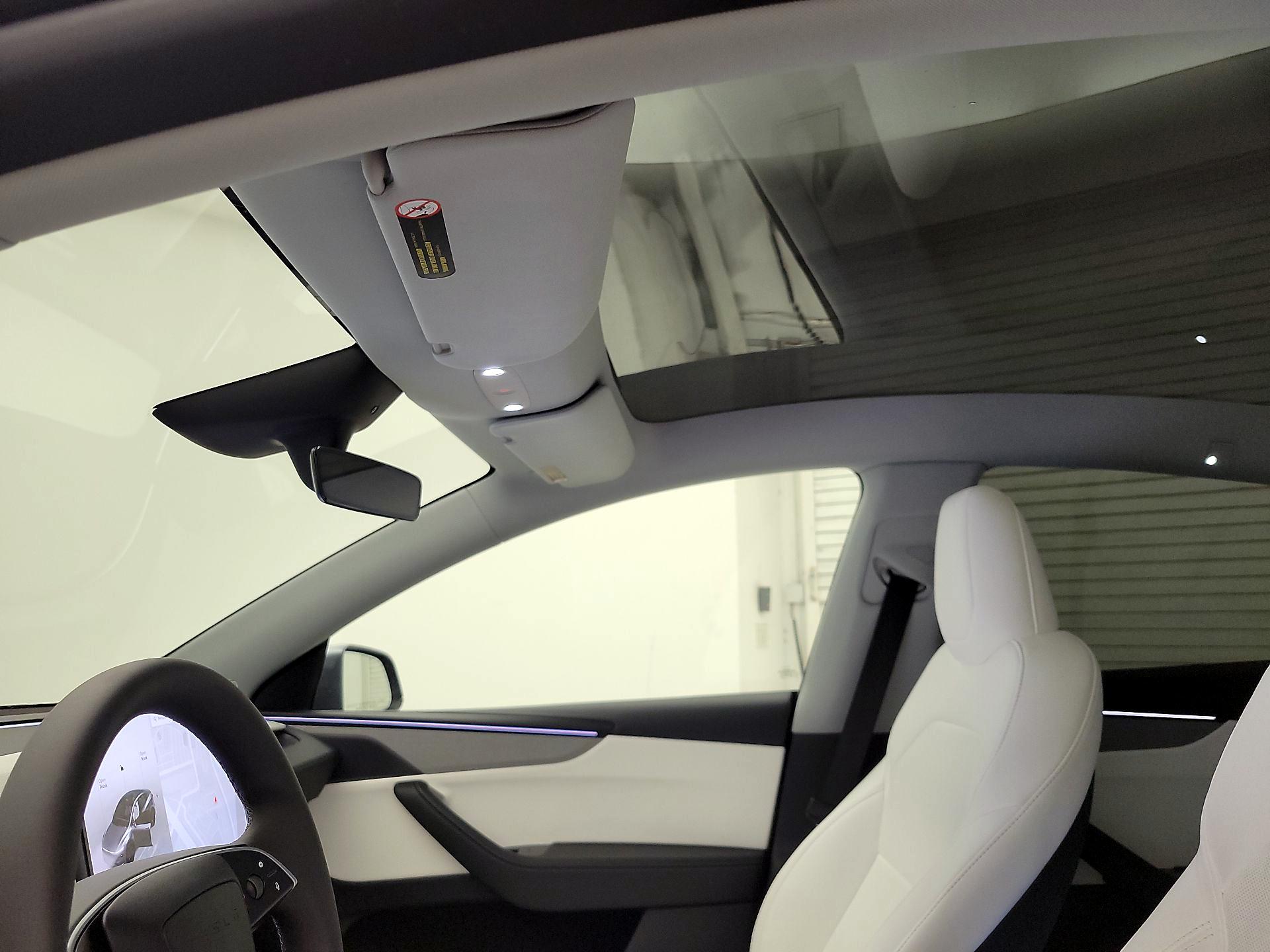 Thumbnail: 2026 Tesla Model Y - 19