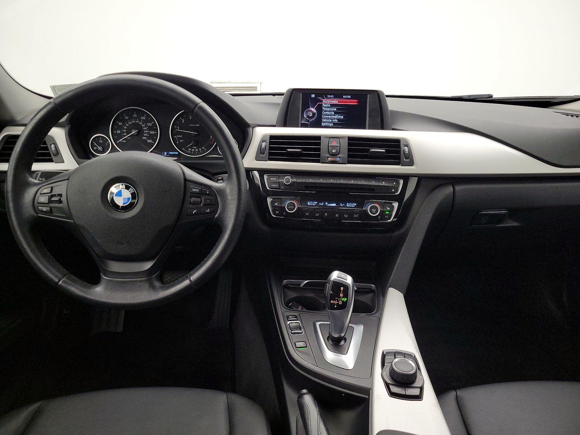 Thumbnail: 2017 BMW 3 Series - 9
