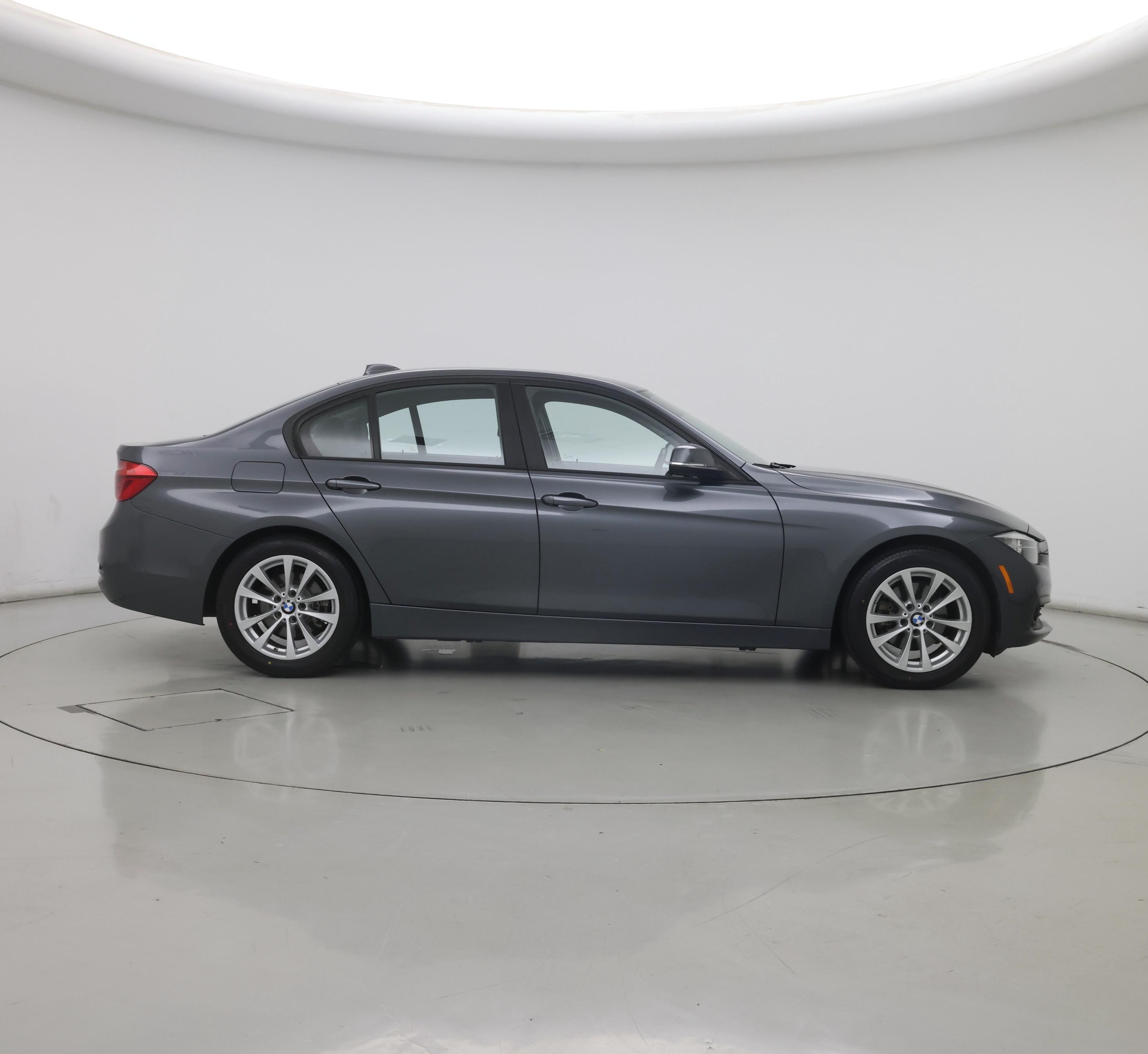 Thumbnail: 2017 BMW 3 Series - 7
