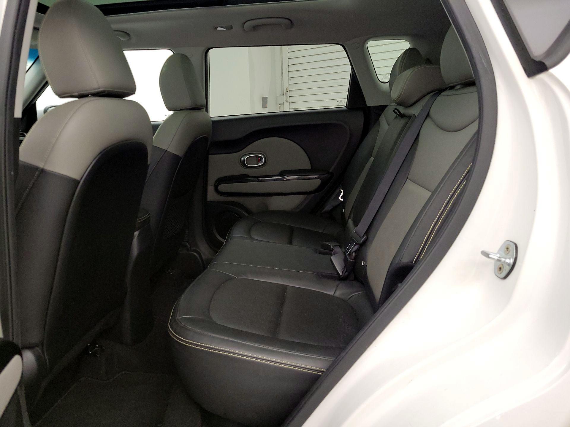 Thumbnail: 2016 Kia Soul - 20