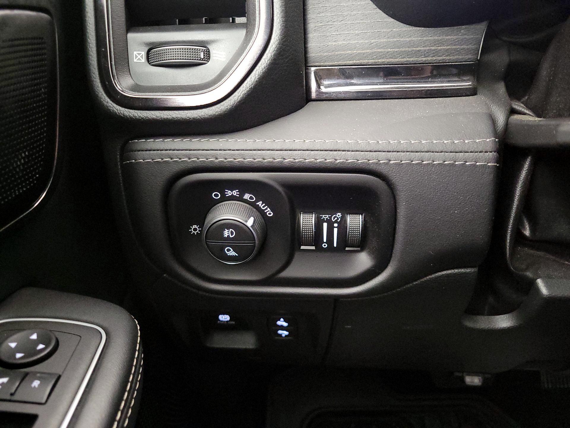 Thumbnail: 2023 RAM 1500 - 13