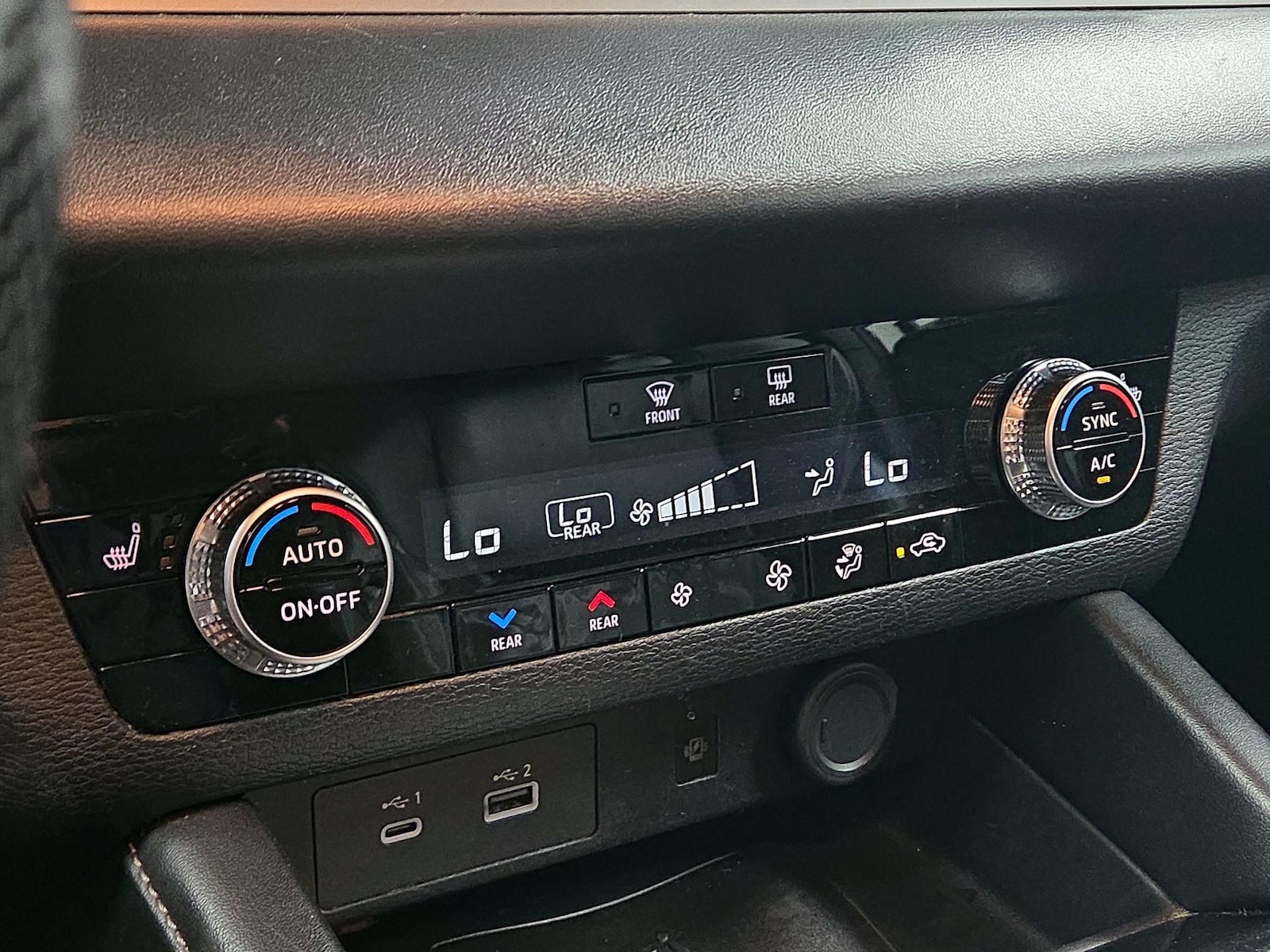 2022 Mitsubishi Outlander SEL Special Edition - Photo 17