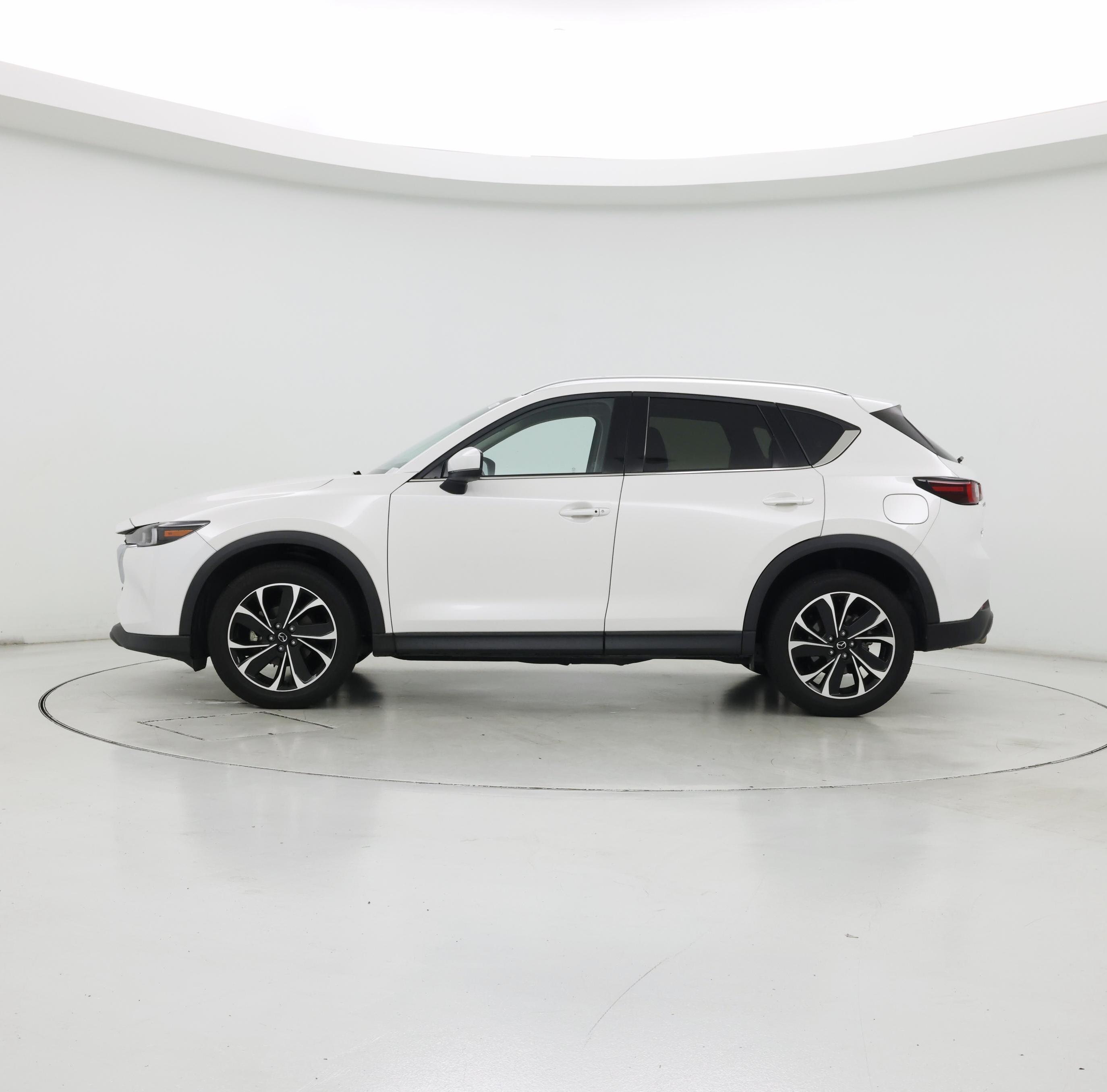 Thumbnail: 2023 Mazda CX-5 - 3
