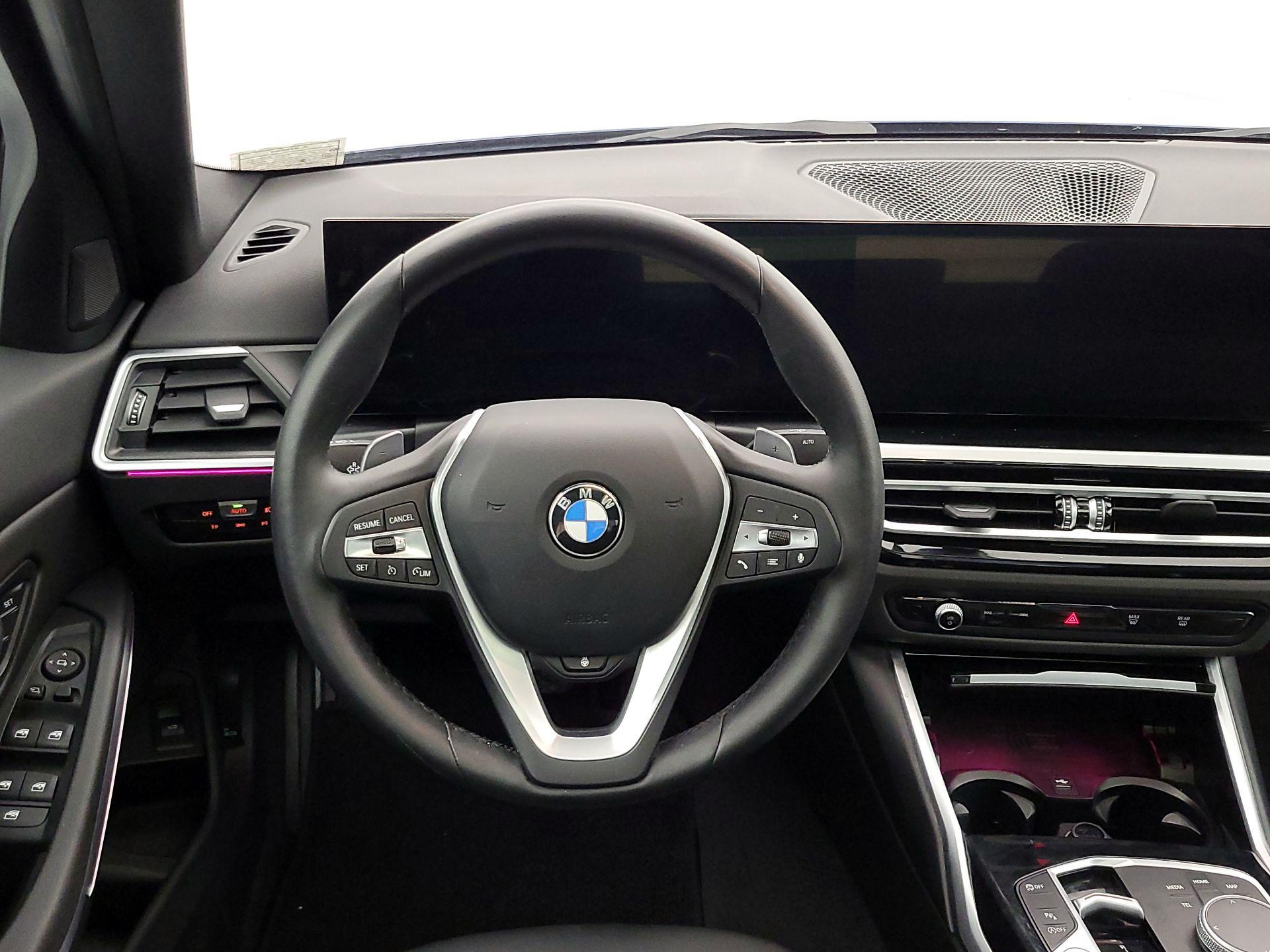 Thumbnail: 2023 BMW 3 Series - 10