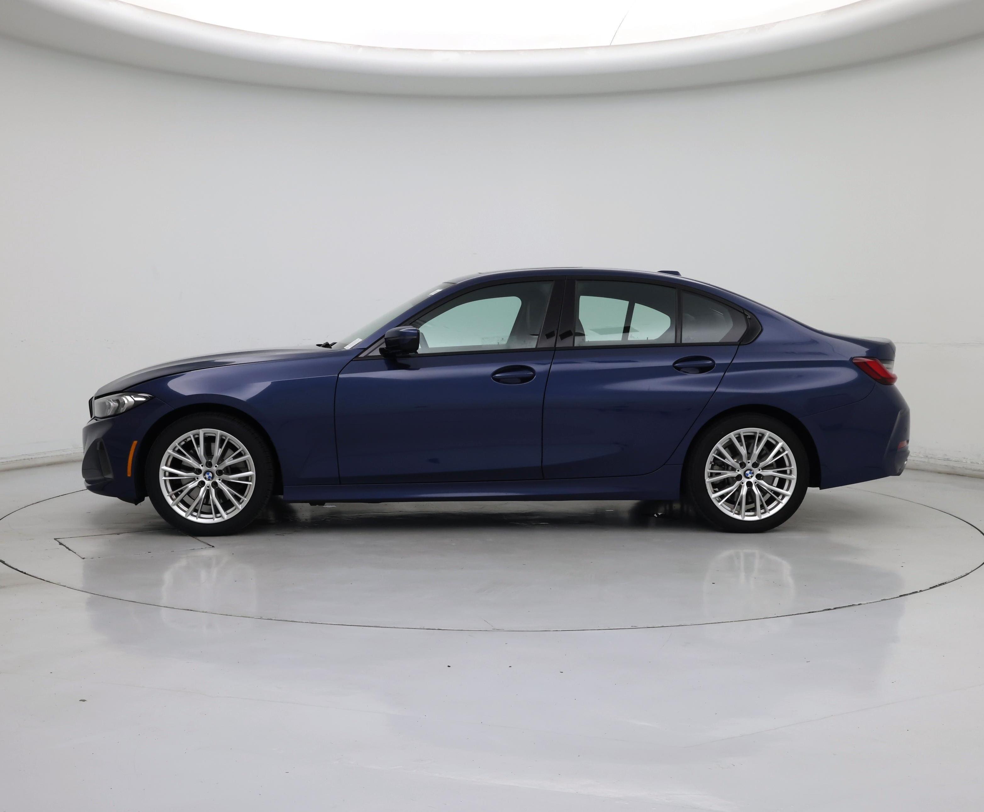 Thumbnail: 2023 BMW 3 Series - 3