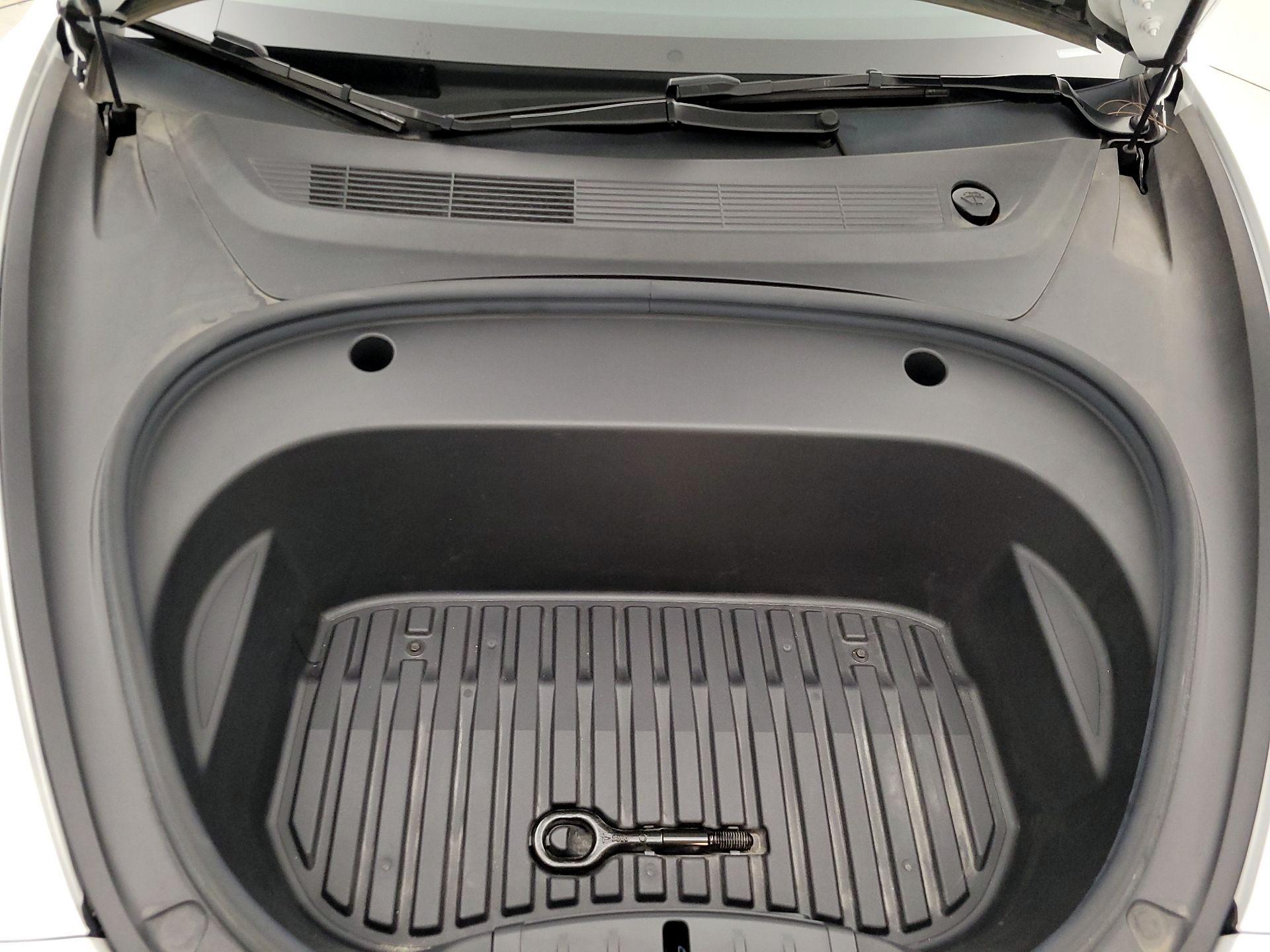 Thumbnail: 2023 Tesla Model 3 - 20