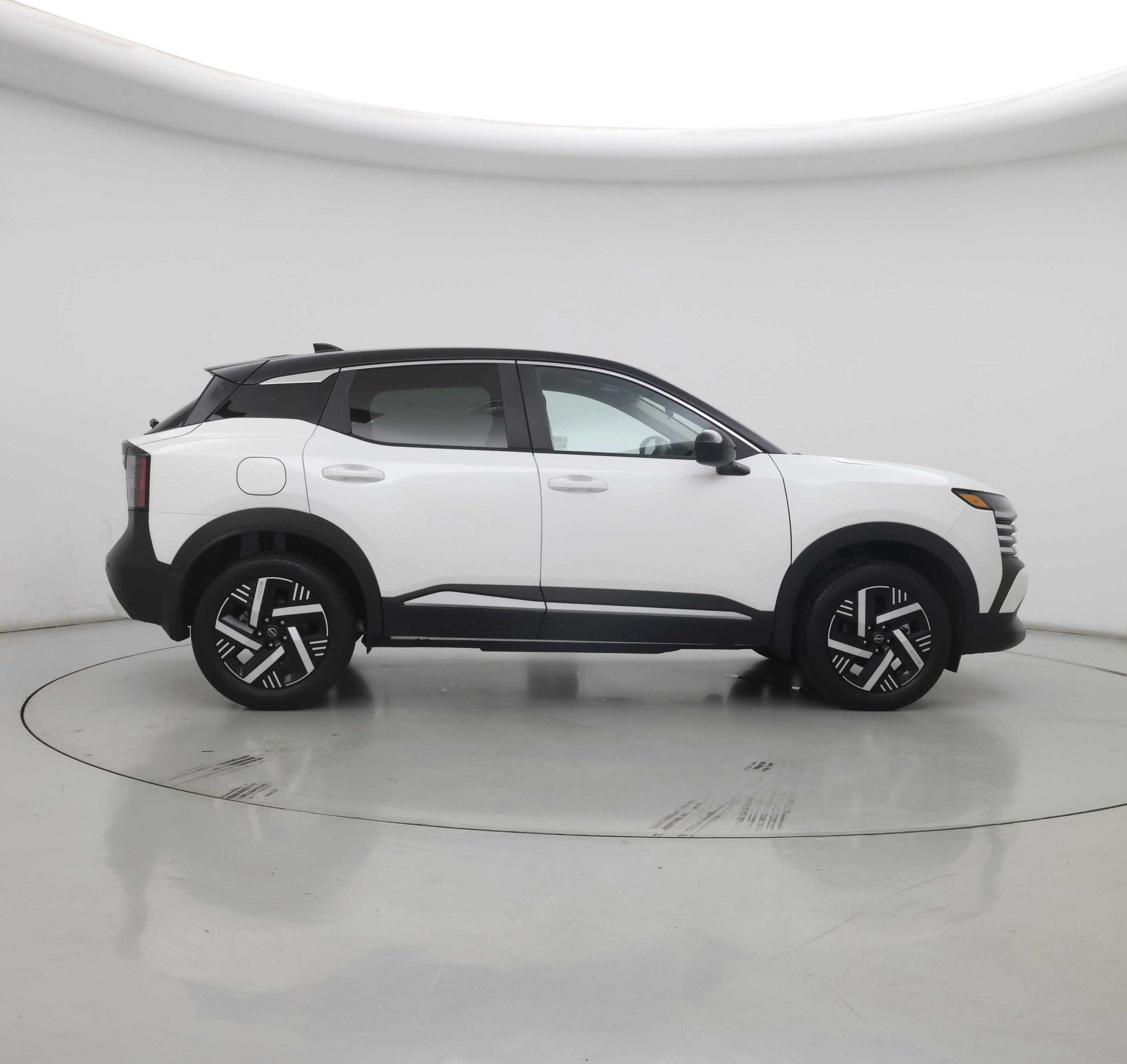 Thumbnail: 2025 Nissan Kicks - 7