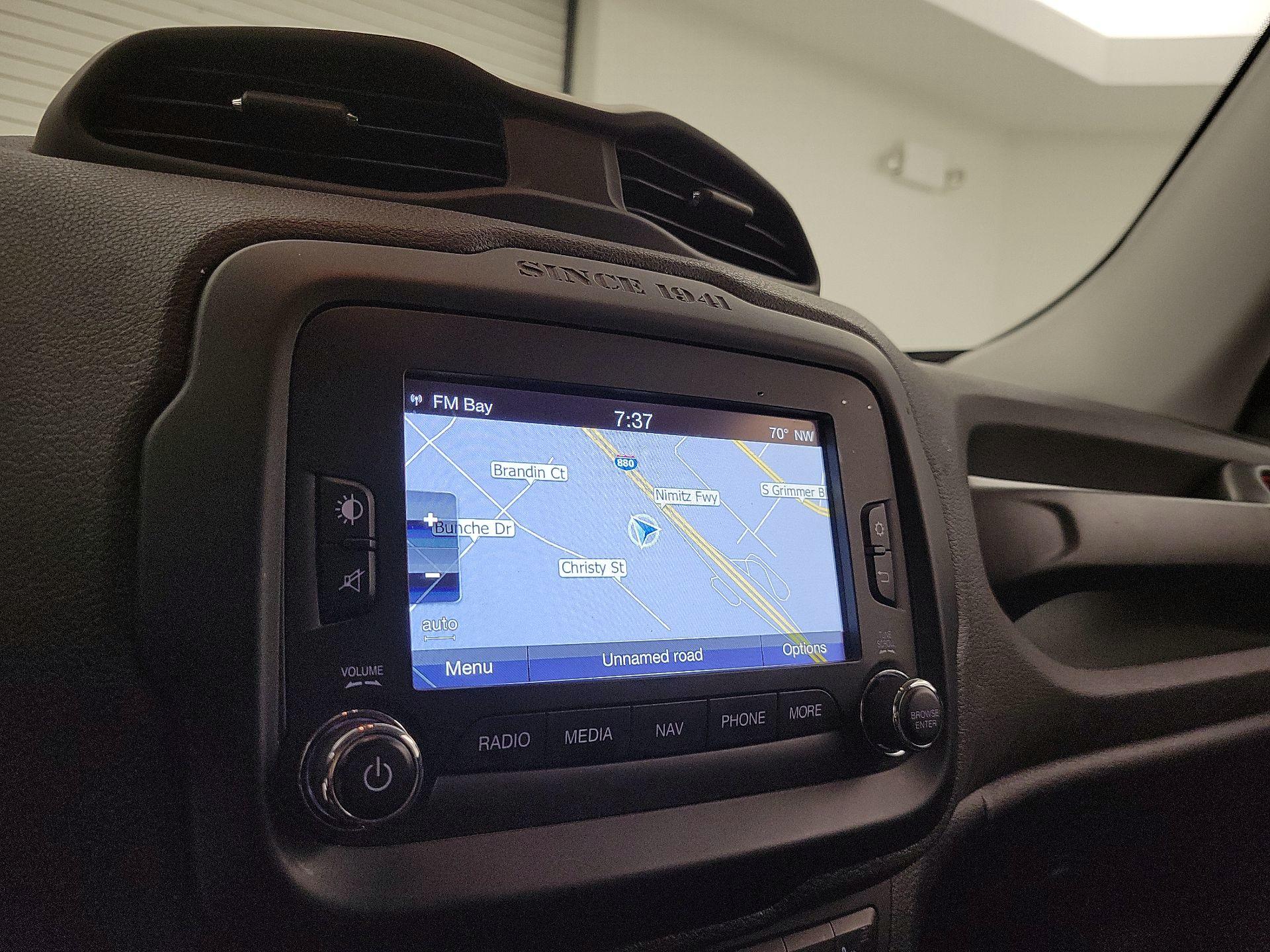 Thumbnail: 2016 Jeep Renegade - 14
