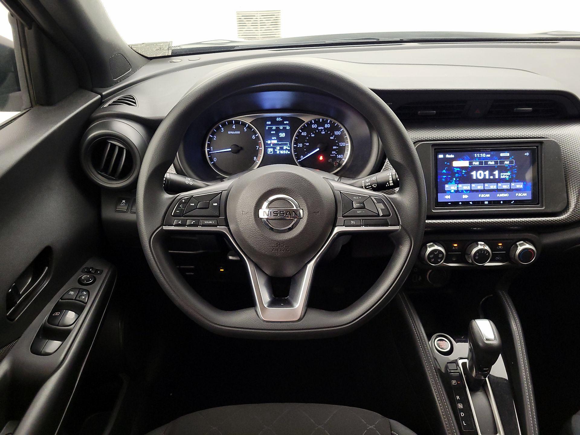 Thumbnail: 2019 Nissan Kicks - 10