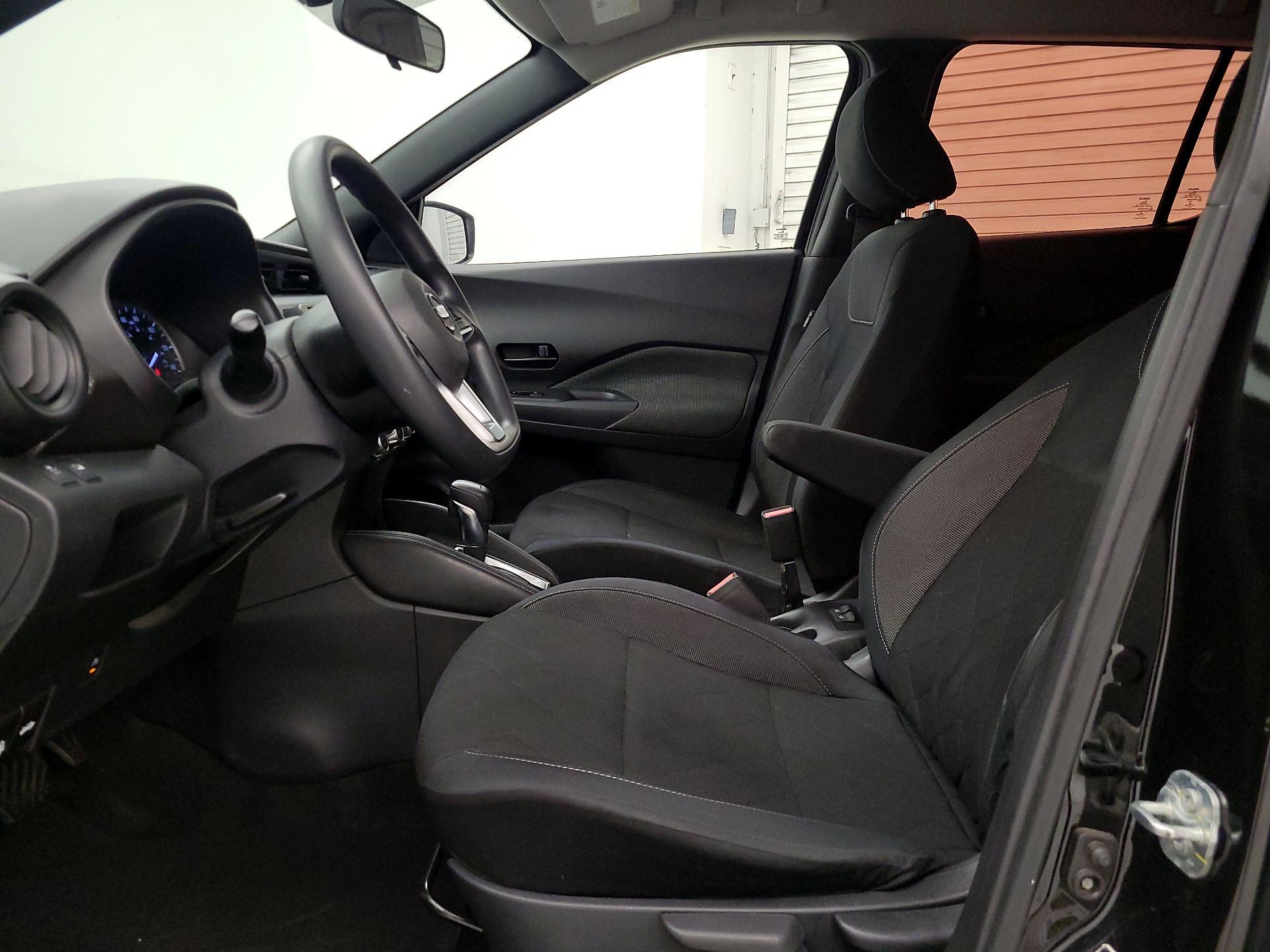 Thumbnail: 2019 Nissan Kicks - 11