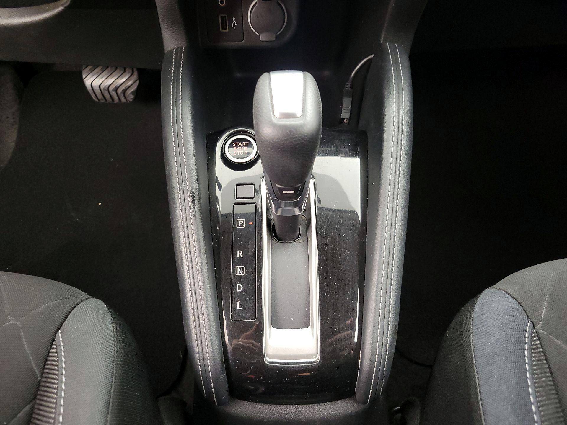 Thumbnail: 2019 Nissan Kicks - 17