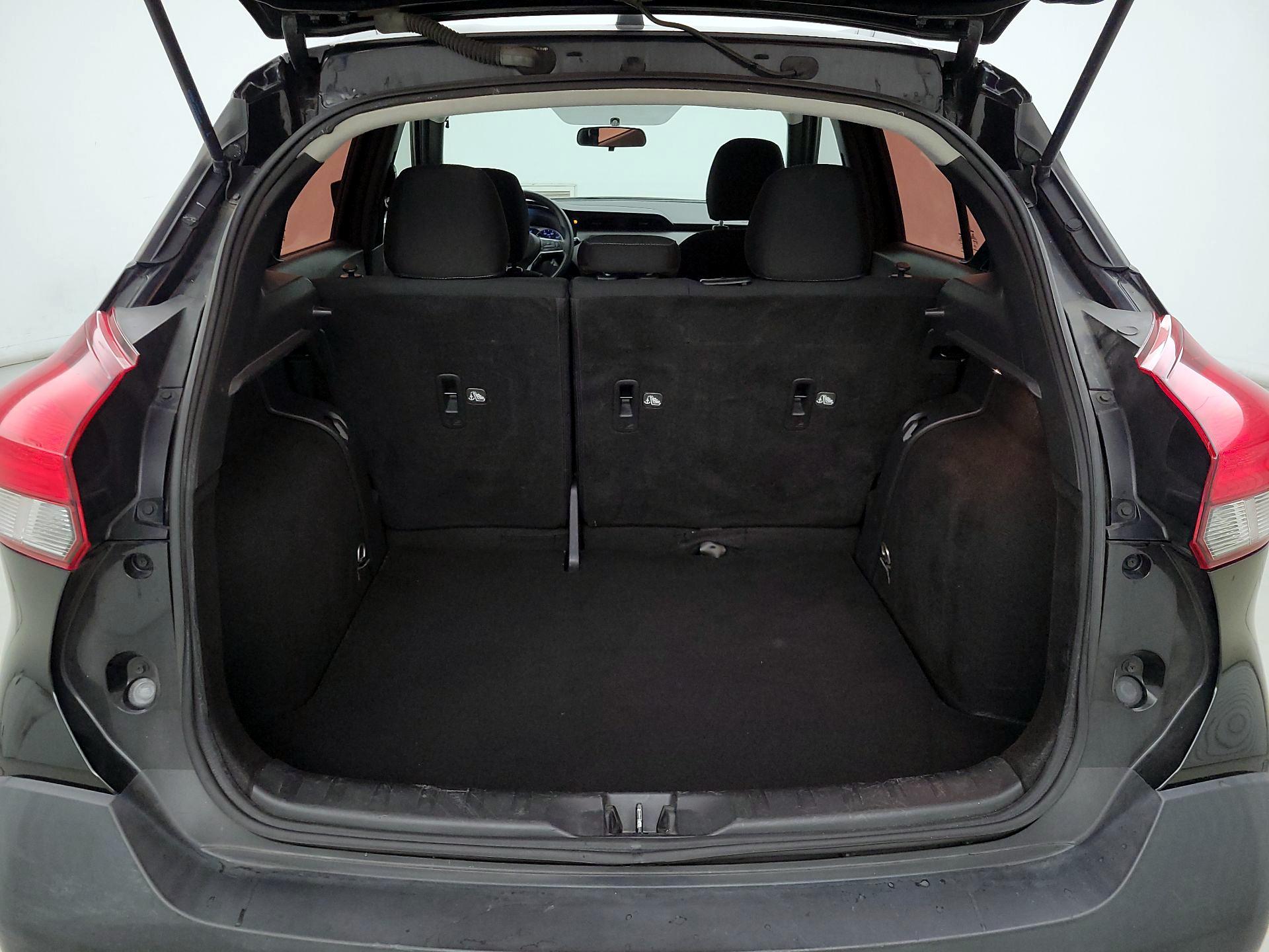 Thumbnail: 2019 Nissan Kicks - 20