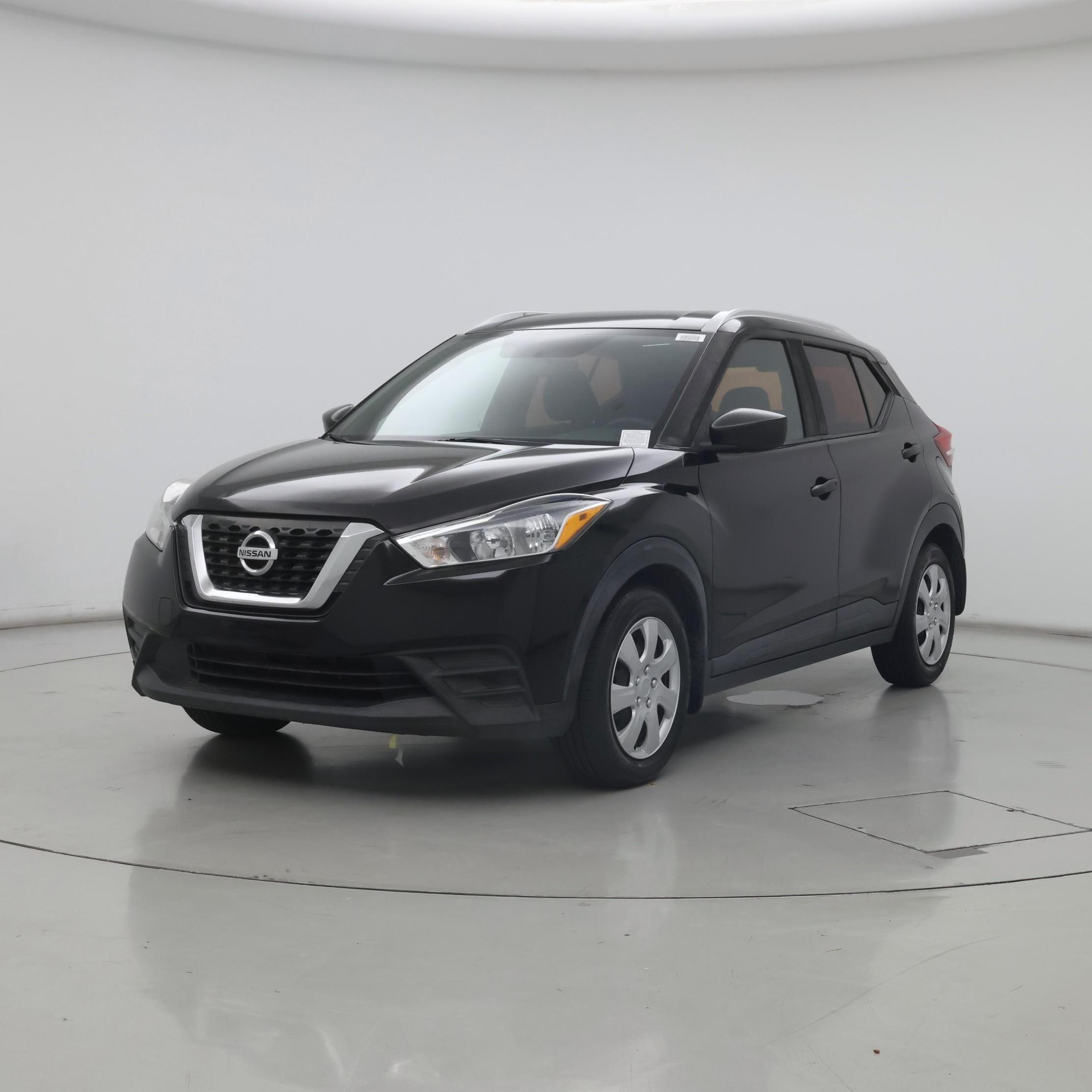 Thumbnail: 2019 Nissan Kicks - 4