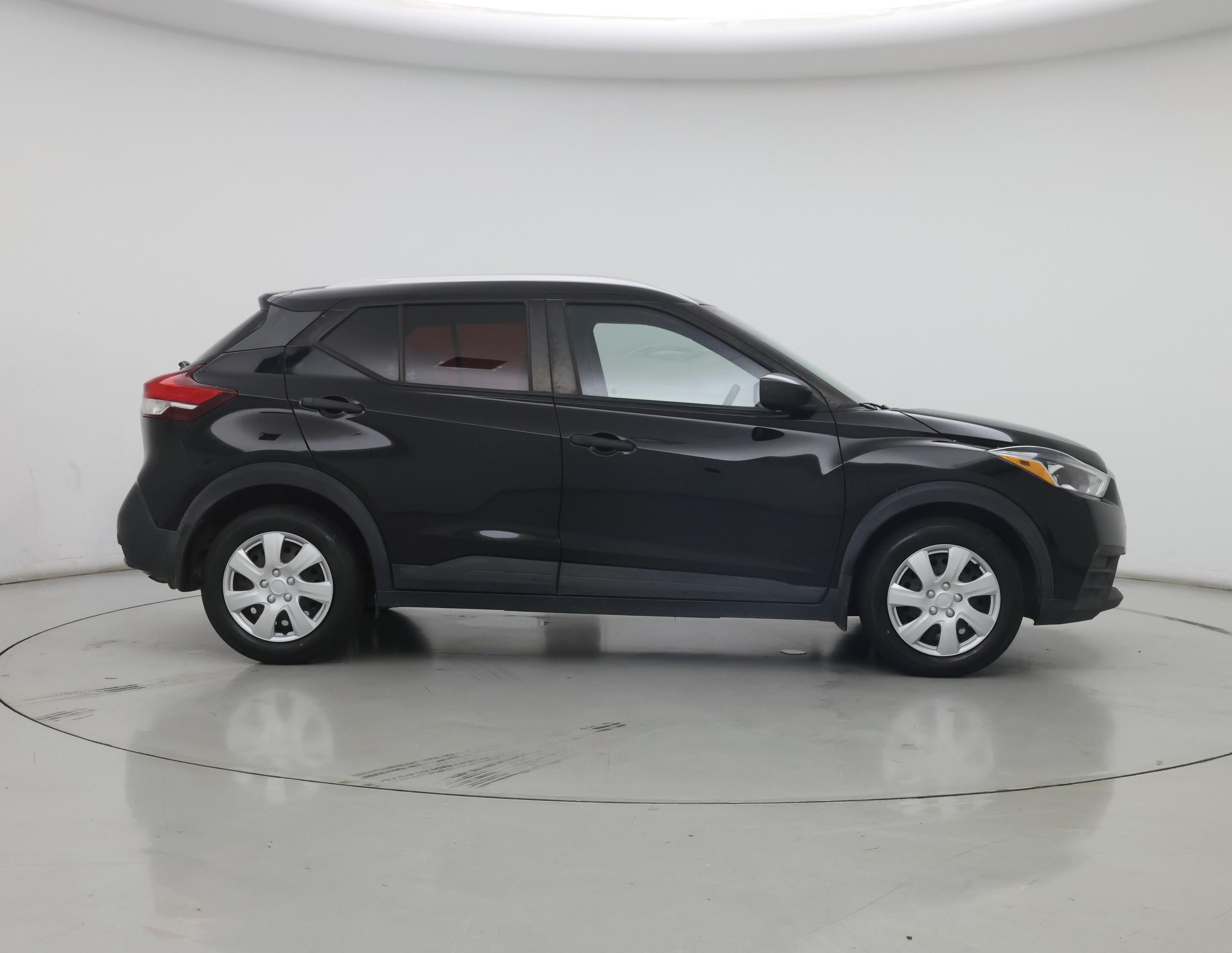 Thumbnail: 2019 Nissan Kicks - 7