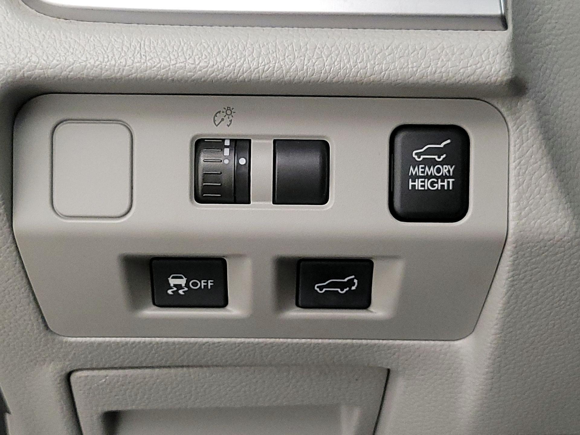 Thumbnail: 2014 Subaru Forester - 13