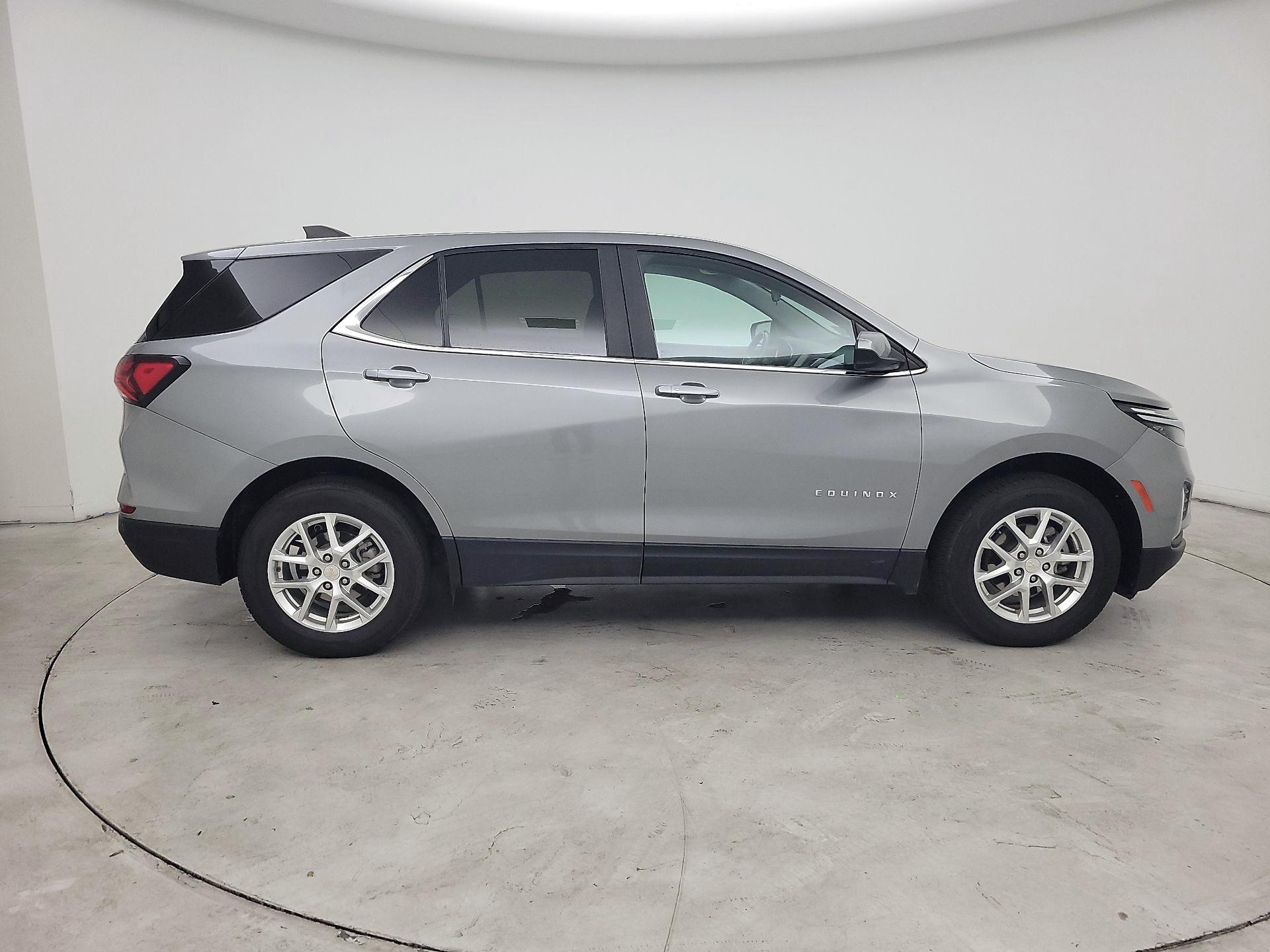 Thumbnail: 2024 Chevrolet Equinox - 4