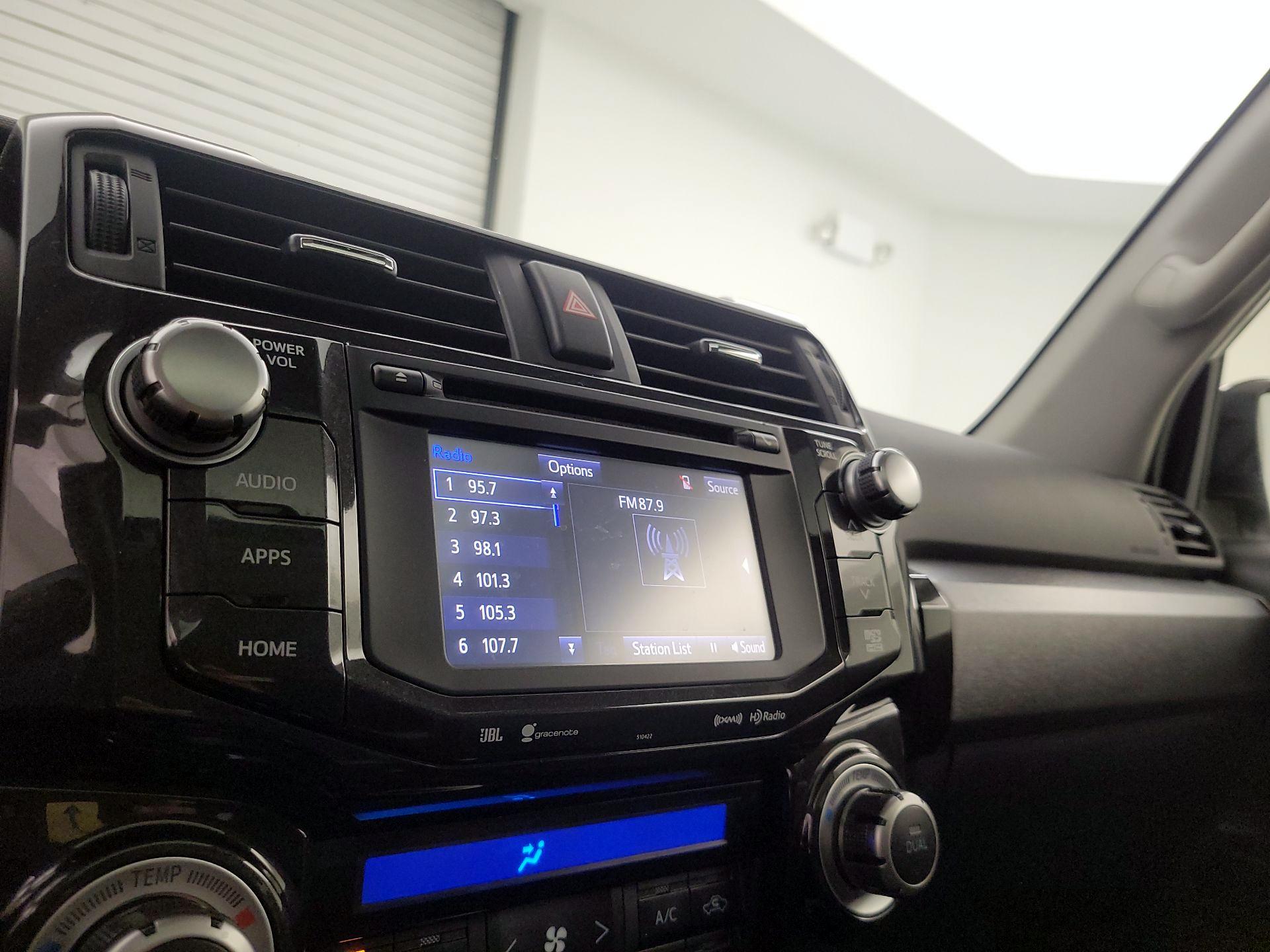 Thumbnail: 2019 Toyota 4Runner - 15