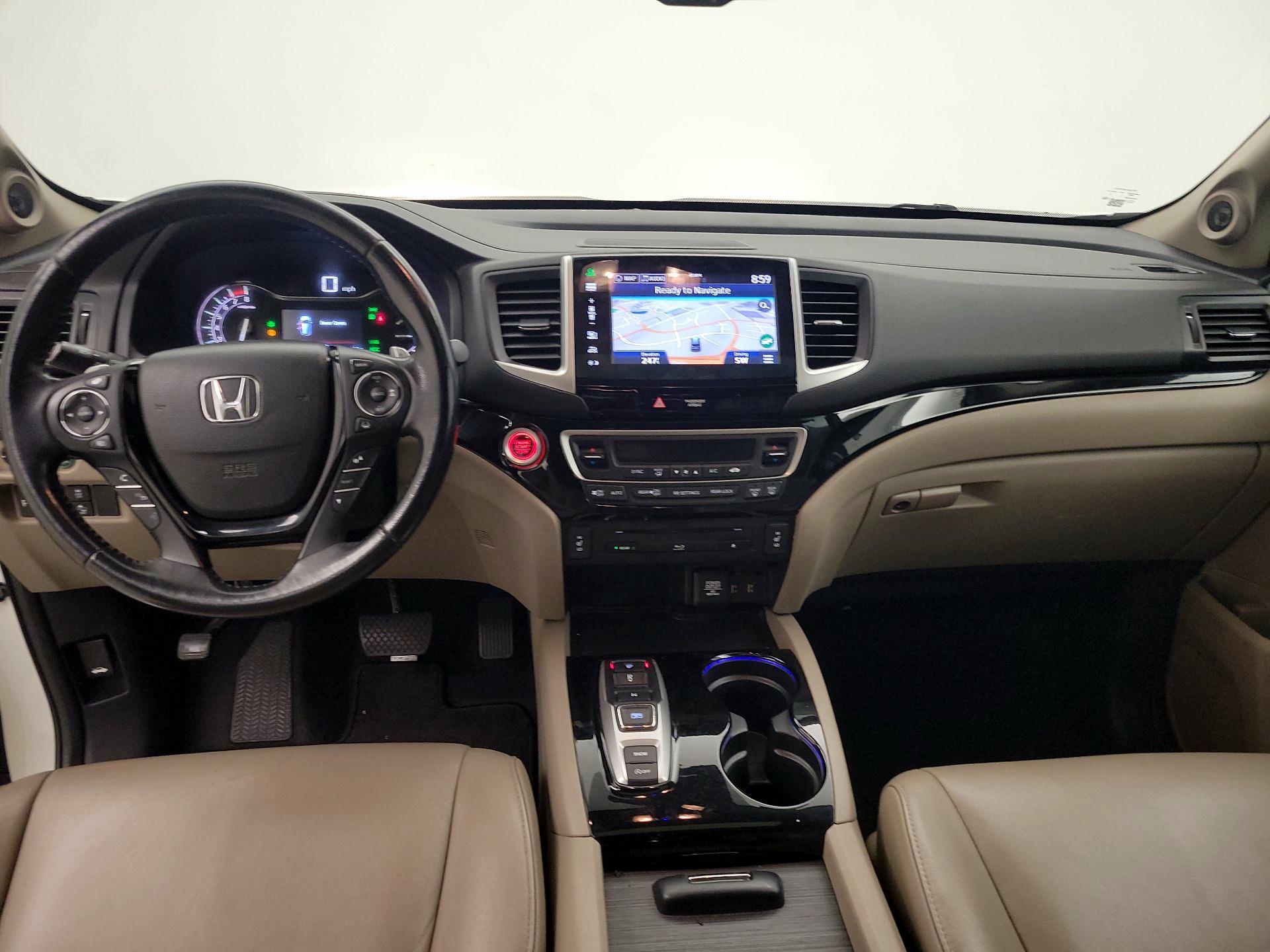 Thumbnail: 2016 Honda Pilot - 9