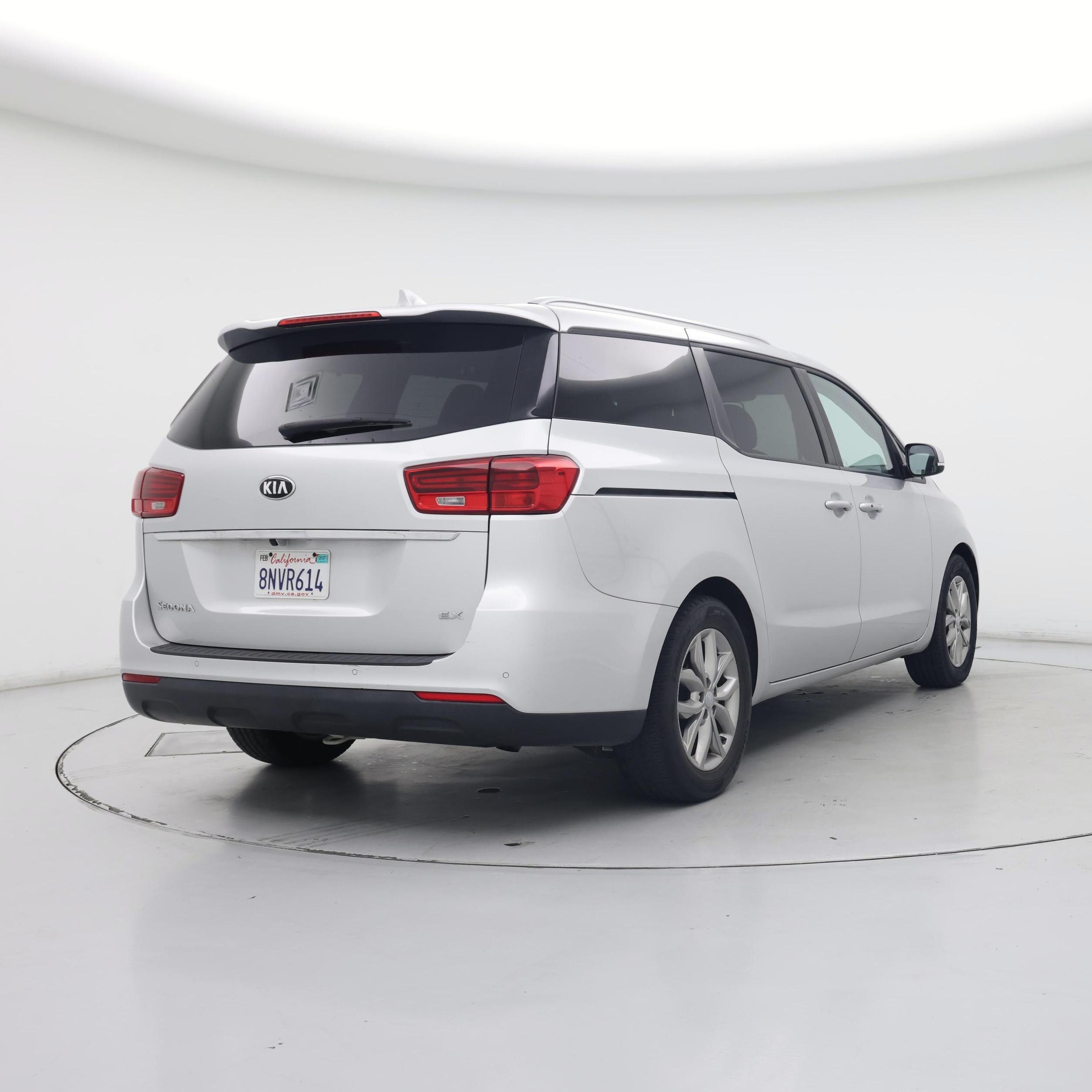 Thumbnail: 2020 Kia Sedona - 8
