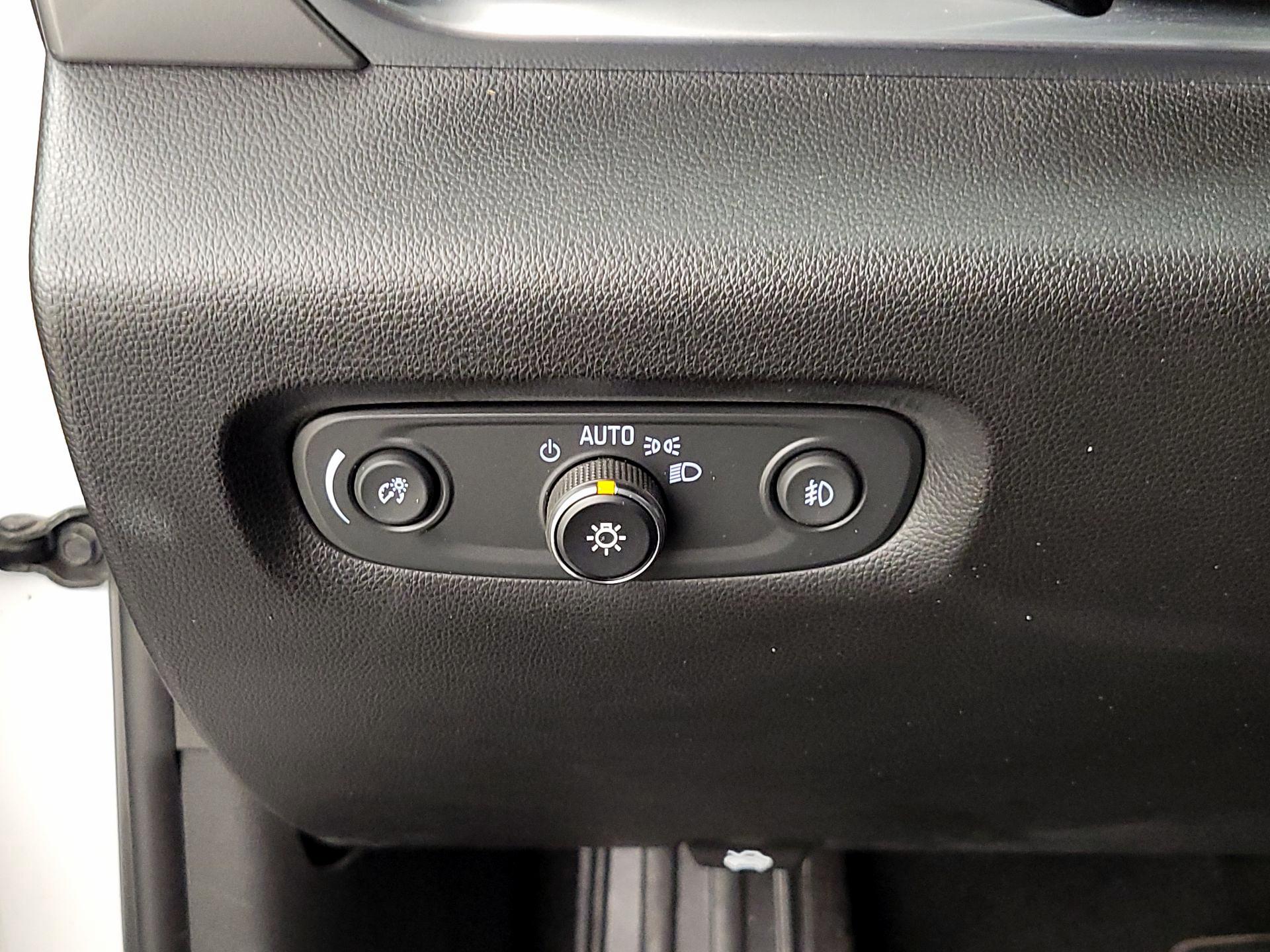 Thumbnail: 2019 Chevrolet Traverse - 13
