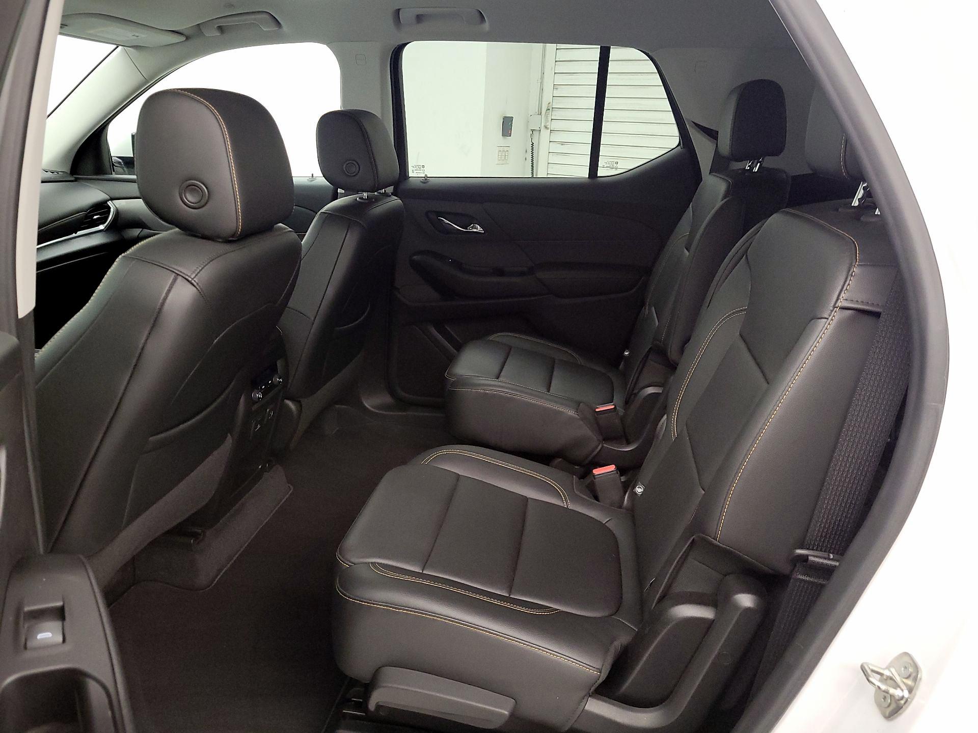 Thumbnail: 2019 Chevrolet Traverse - 19