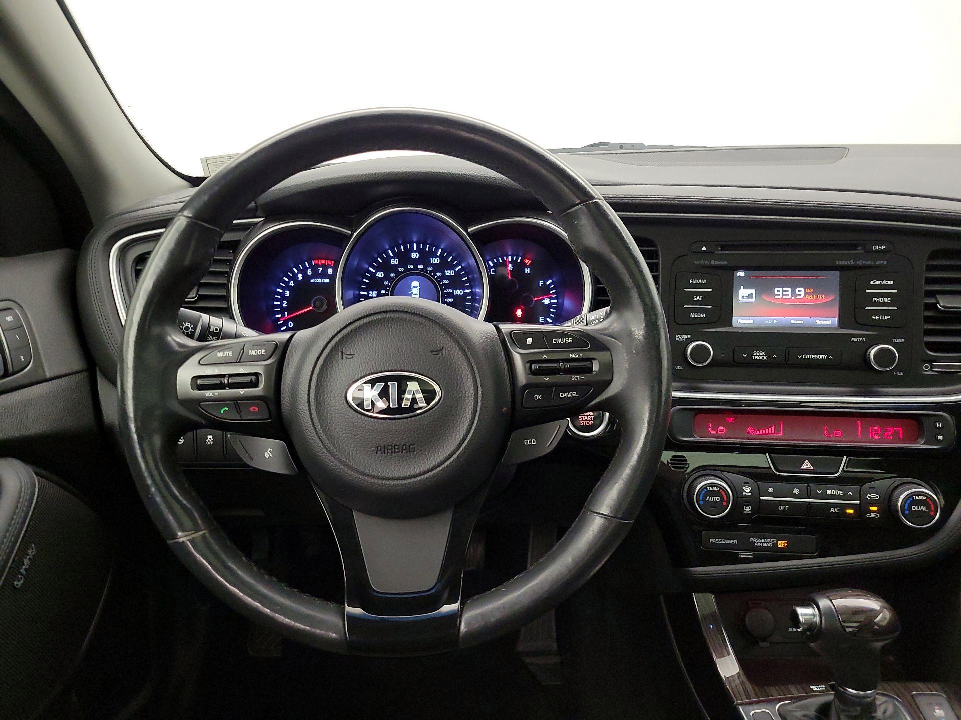 Thumbnail: 2015 Kia Optima - 10