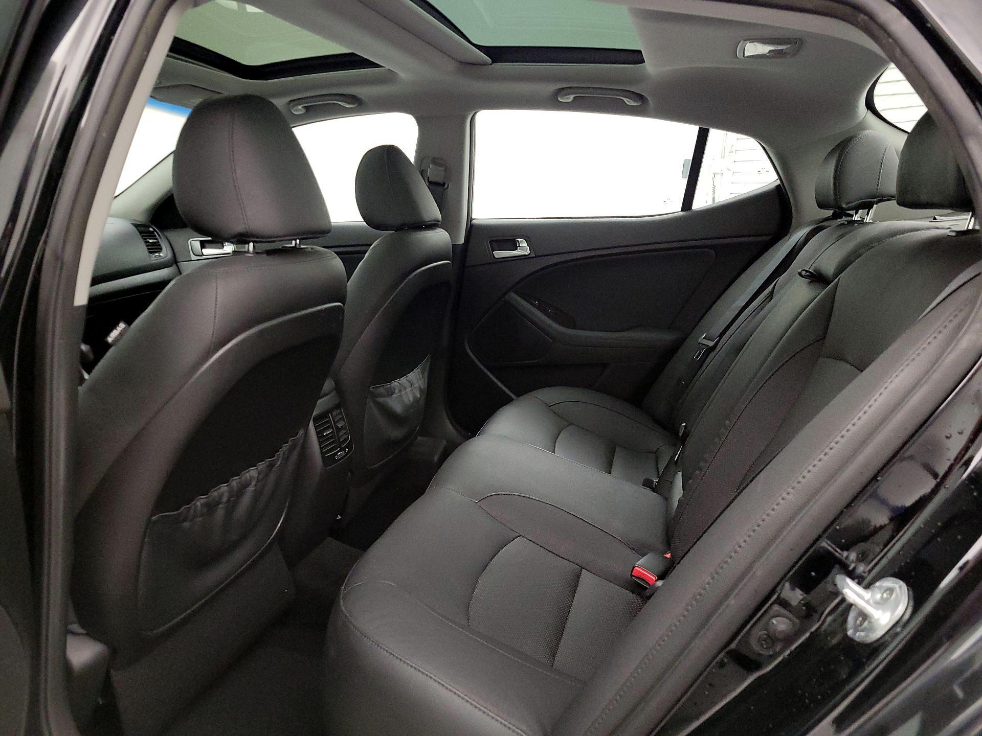 Thumbnail: 2015 Kia Optima - 20