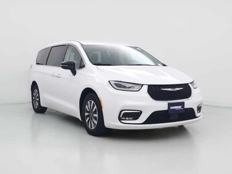 2024 Chrysler Pacifica Select