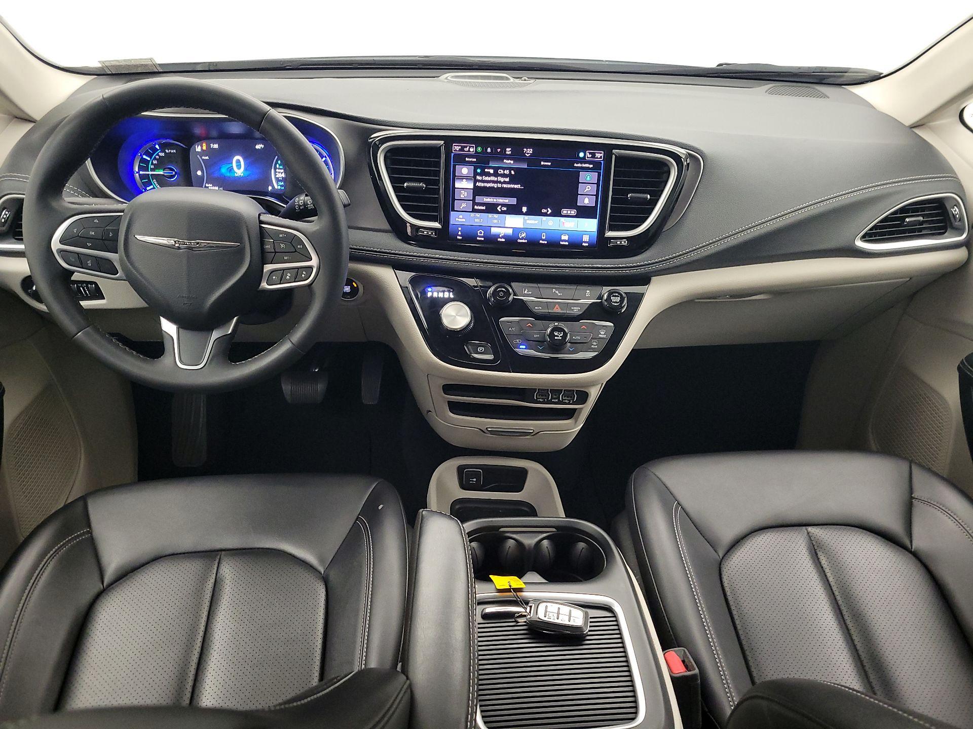 Thumbnail: 2024 Chrysler Pacifica - 9