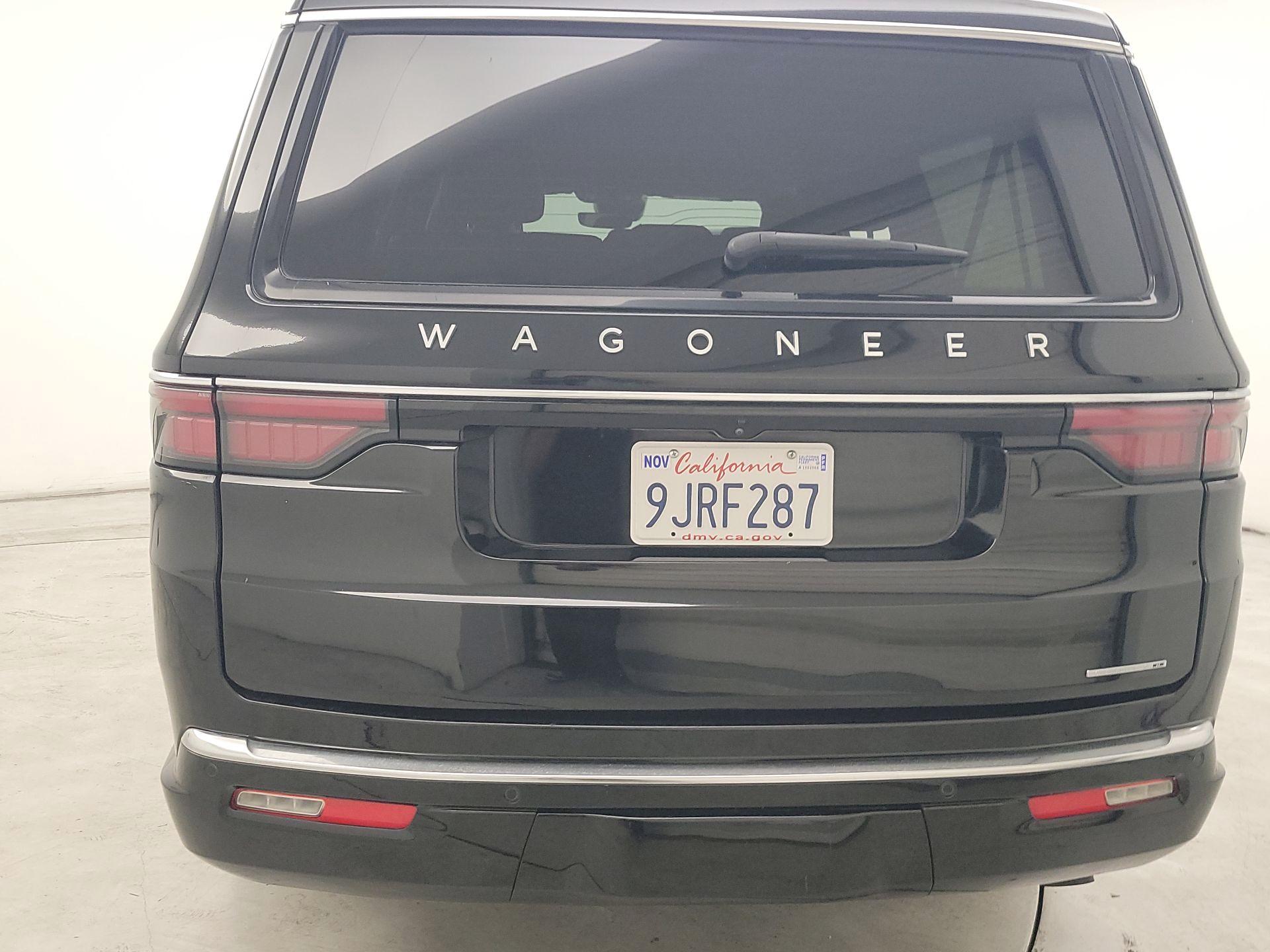 Thumbnail: 2024 Jeep Wagoneer - 6